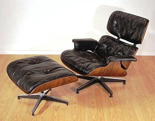 Original Eames Lounge Chair