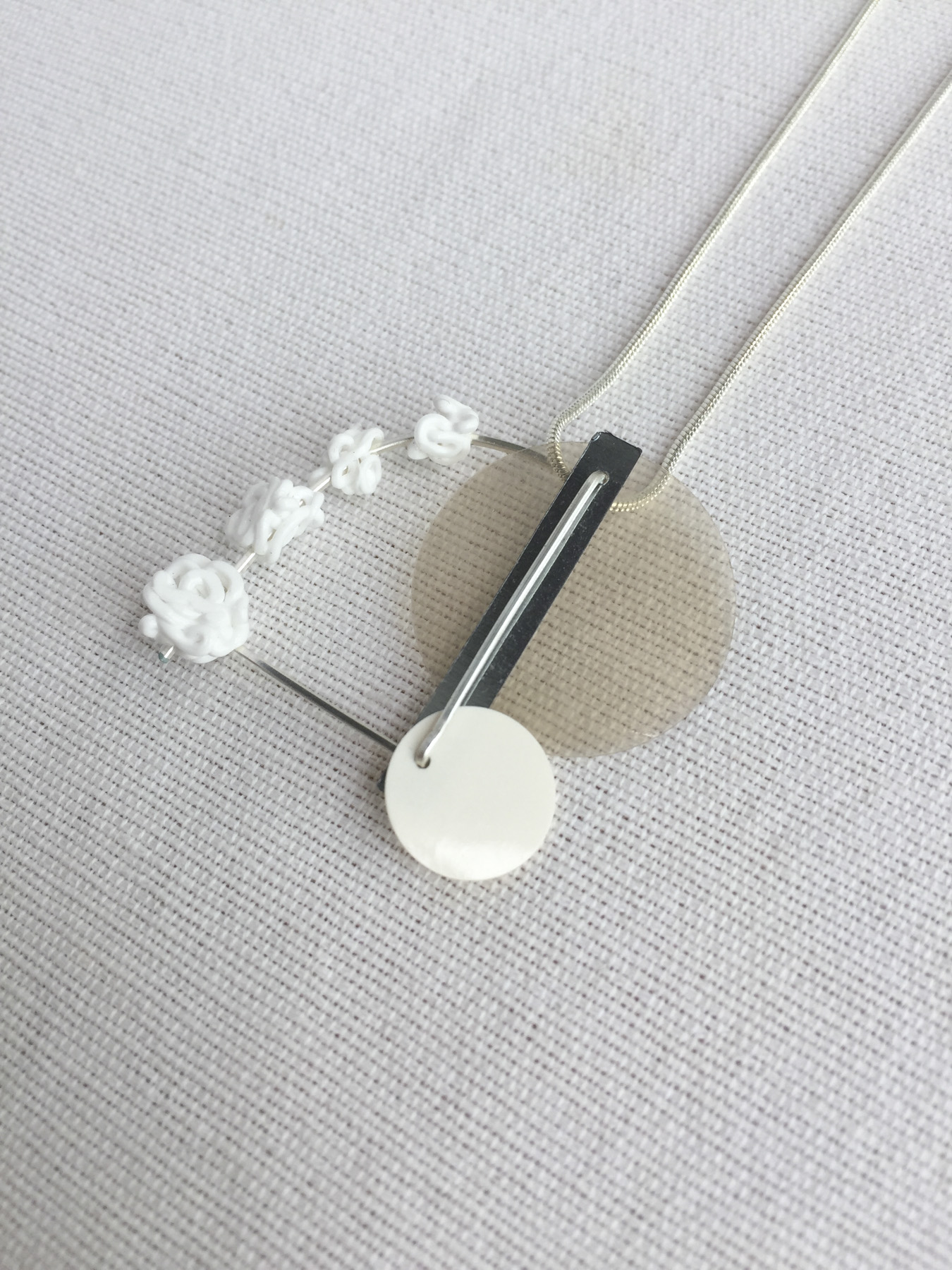 4 dots necklace.jpg
