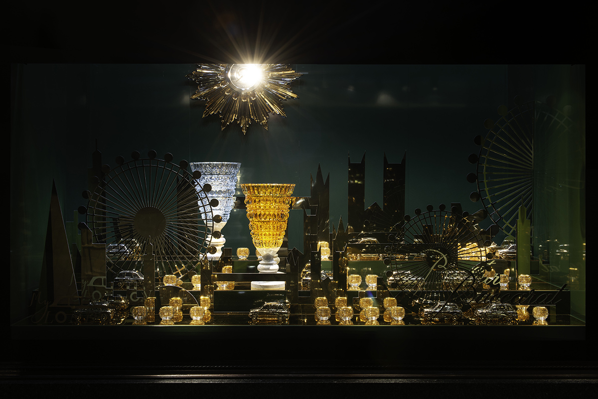 W32-baccarat-01.jpg