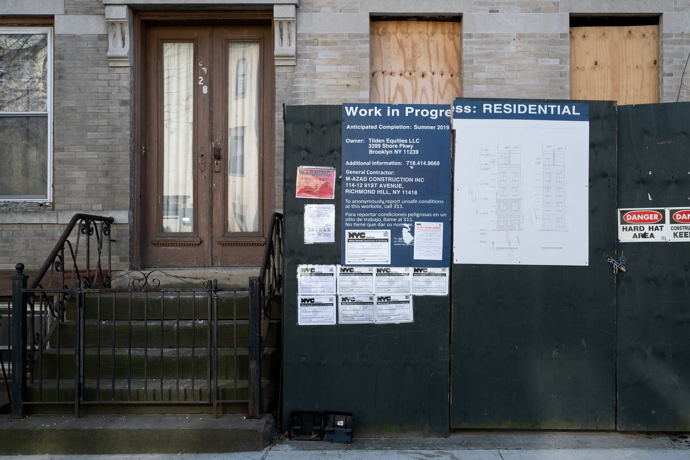  The apartment where Leah grew up, just a few blocks from where her mother now lives. Brooklyn, NY (2019).