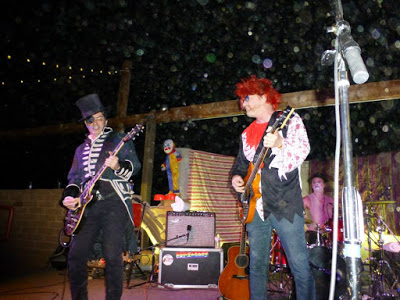 Cracker Photo by Mike Sausser