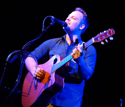 Tyler Stenson performs at Hotel Cafe photo by Jessica Klausing