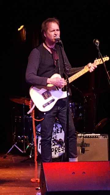 Chuck Prophet photo by Jessica Klausing