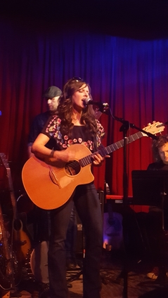 Essence at Hotel Cafe. Photo by Jessica Klausing