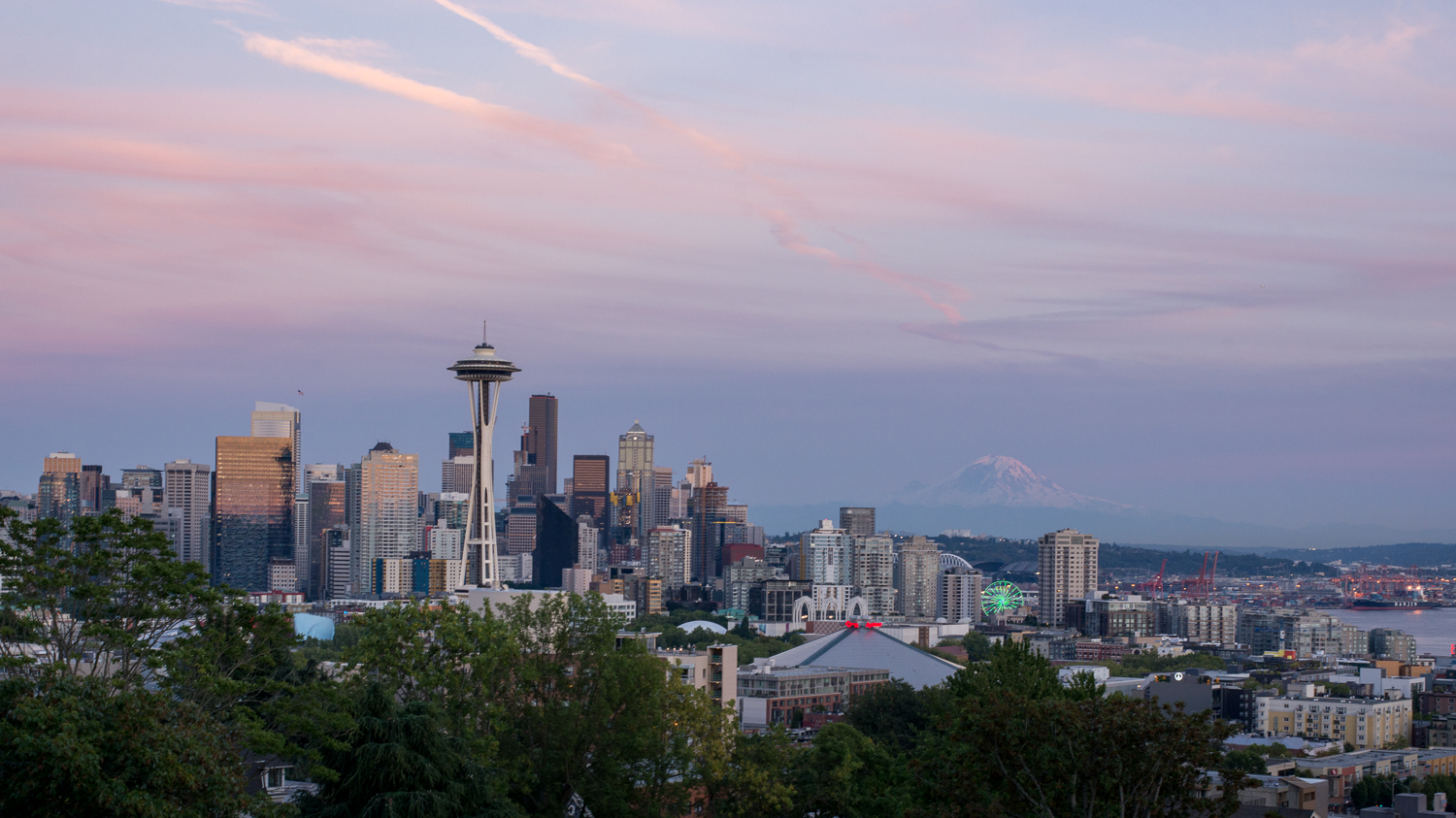 SKYLINE - SEATTLE, WA - AUGUST 2016