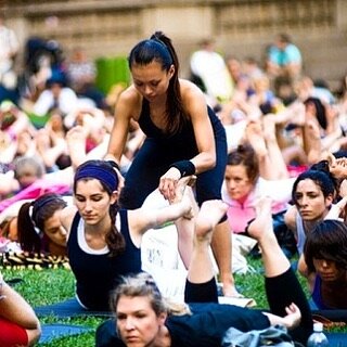 **𝗦𝗣𝗘𝗖𝗜𝗔𝗟 𝗔𝗡𝗡𝗢𝗨𝗡𝗖𝗘𝗠𝗘𝗡𝗧**⁣⁣

☀️Now that summer is here and we are starting to enjoy the outdoors... I'M SO EXCITED TO ANNOUNCE &quot;SUMMER YOGA IN THE PARK&quot; IN NYC!⁣ This kicks off on SATURDAY, JUNE 5TH!⁣
⁣
Yes, that's right..