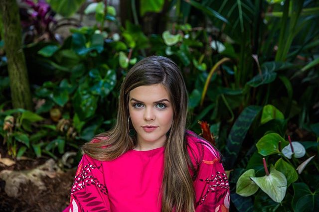 Yow! π» Just had to post one more image from this session! @gracierambo we just adore you! π .
.
.
.
.
.
.
.
#peoplescreatives #f21xme #featuremeofh #ftwotw #ftwotww #ofhumans #featuremyworld #featurepalatte #visualauthority #quietthechaos #featuremebest #exploretocreate #shootandshare #thevisualvogue #senioryearmagazine #thelookseniors #theseniorwave #seniorstylecollection #seniormuse