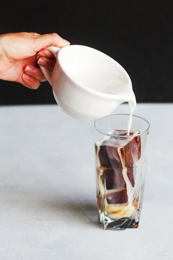http://theblissfulbalance.com/iced-almond-milk-latte-coffee-ice-cubes/