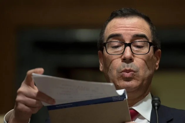 Is Donald Trump Breaking His Pledge to Fight Wall Street? 