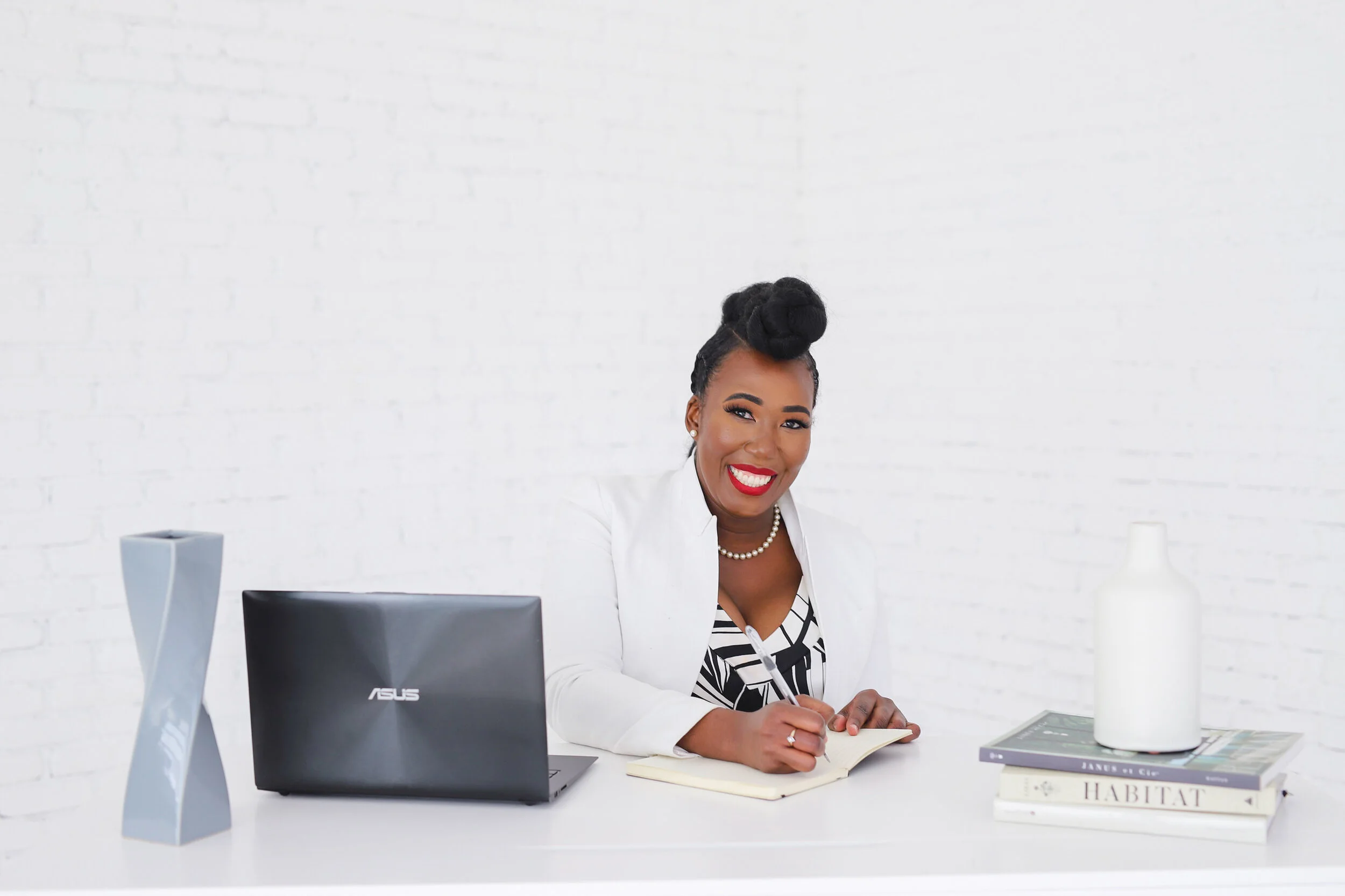 Shenethia Marby Branding Session Plano-6.jpg