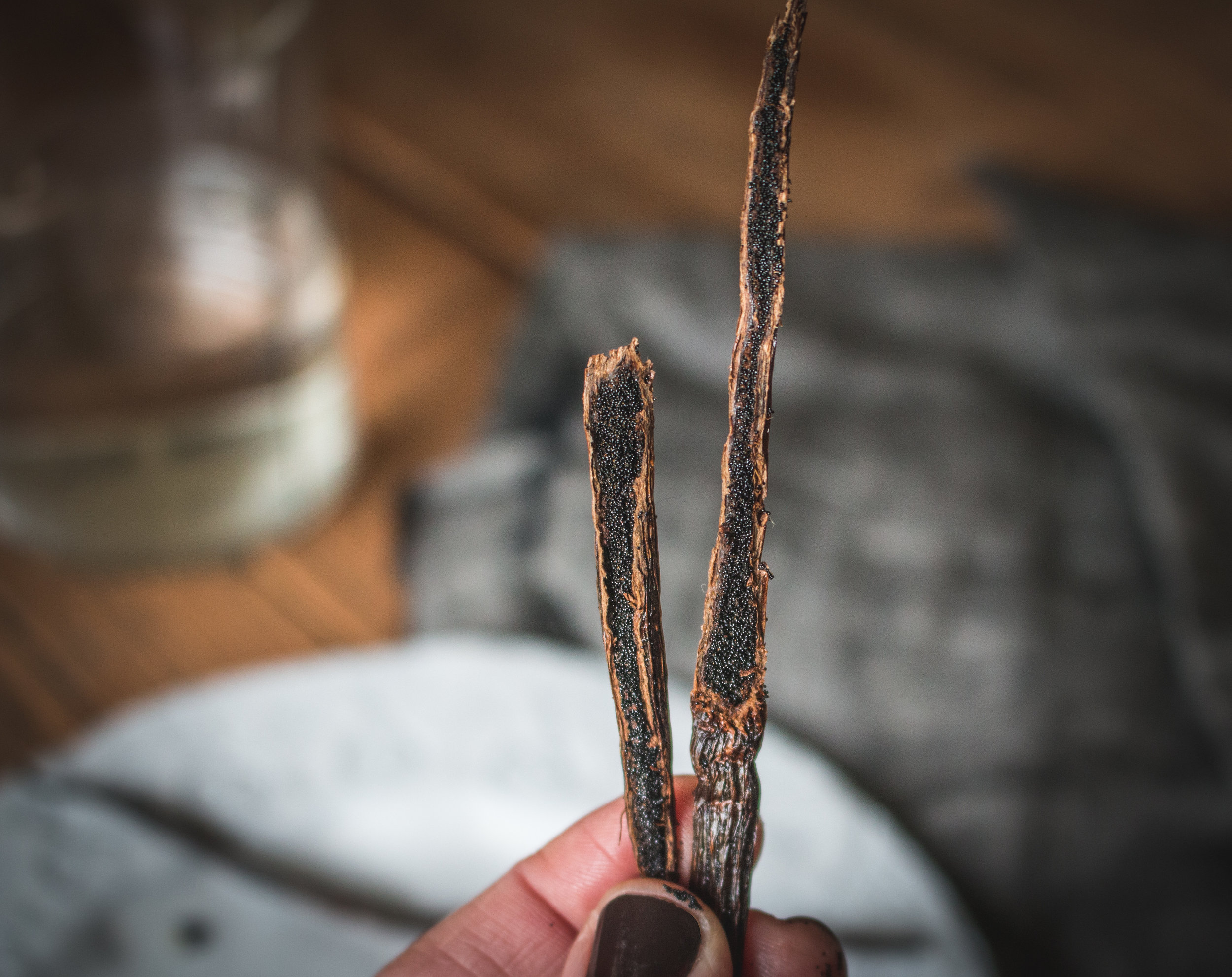 vanilla extract 3.jpeg