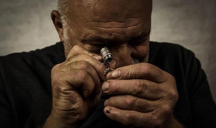 Precise diamond jewelry assessment for accuracy