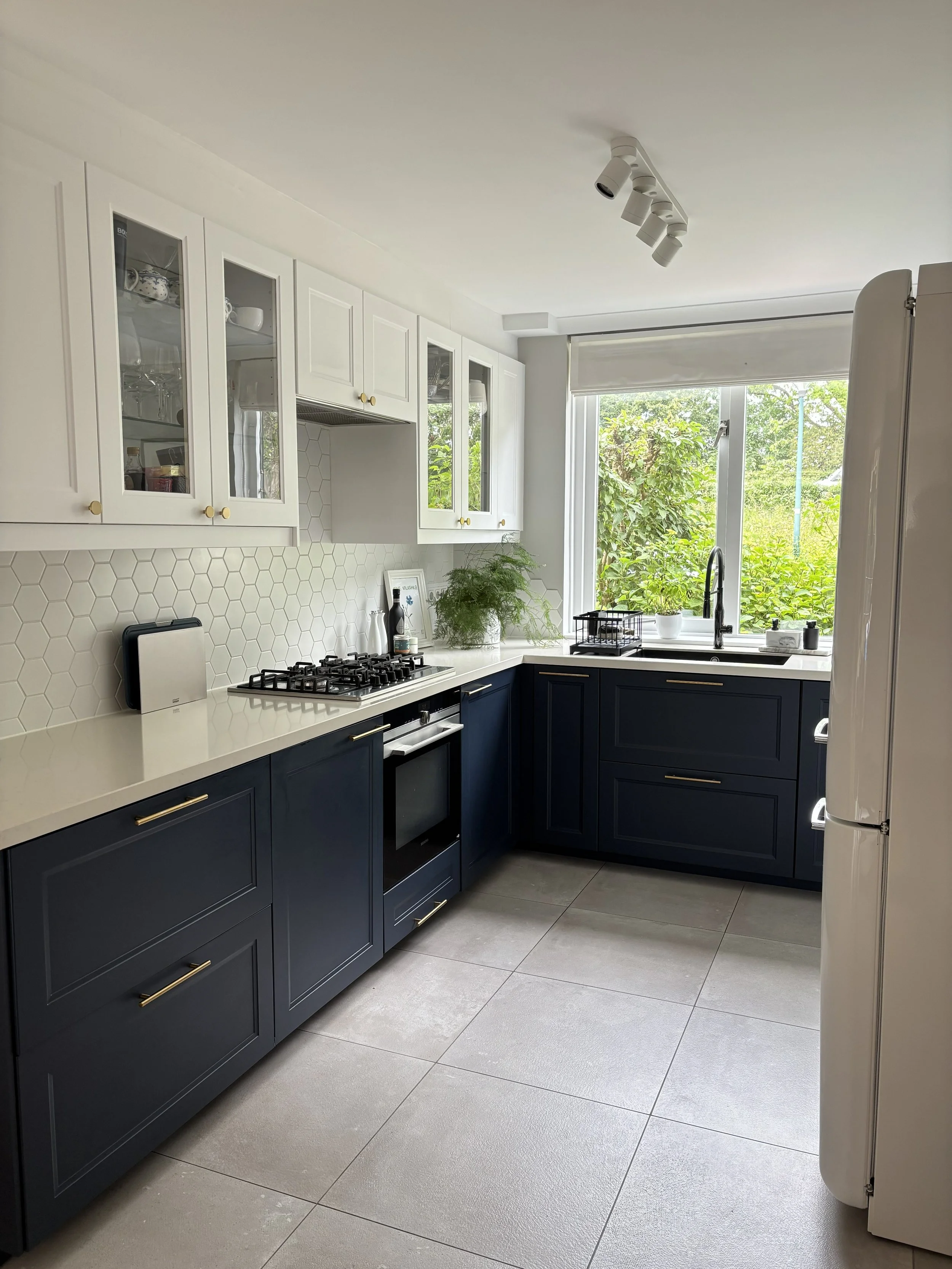 Ikea-metod-blue-kitchen.jpg