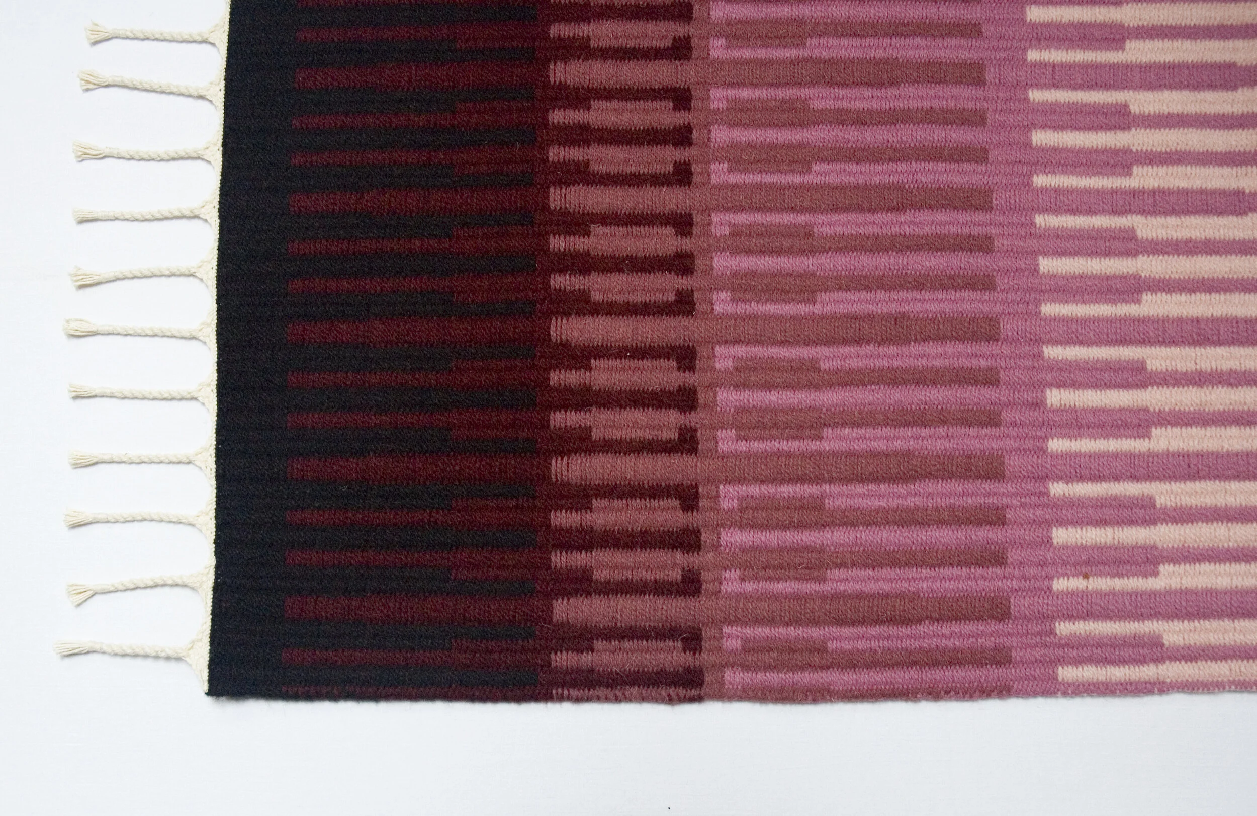 Rug 107.04sm.jpg