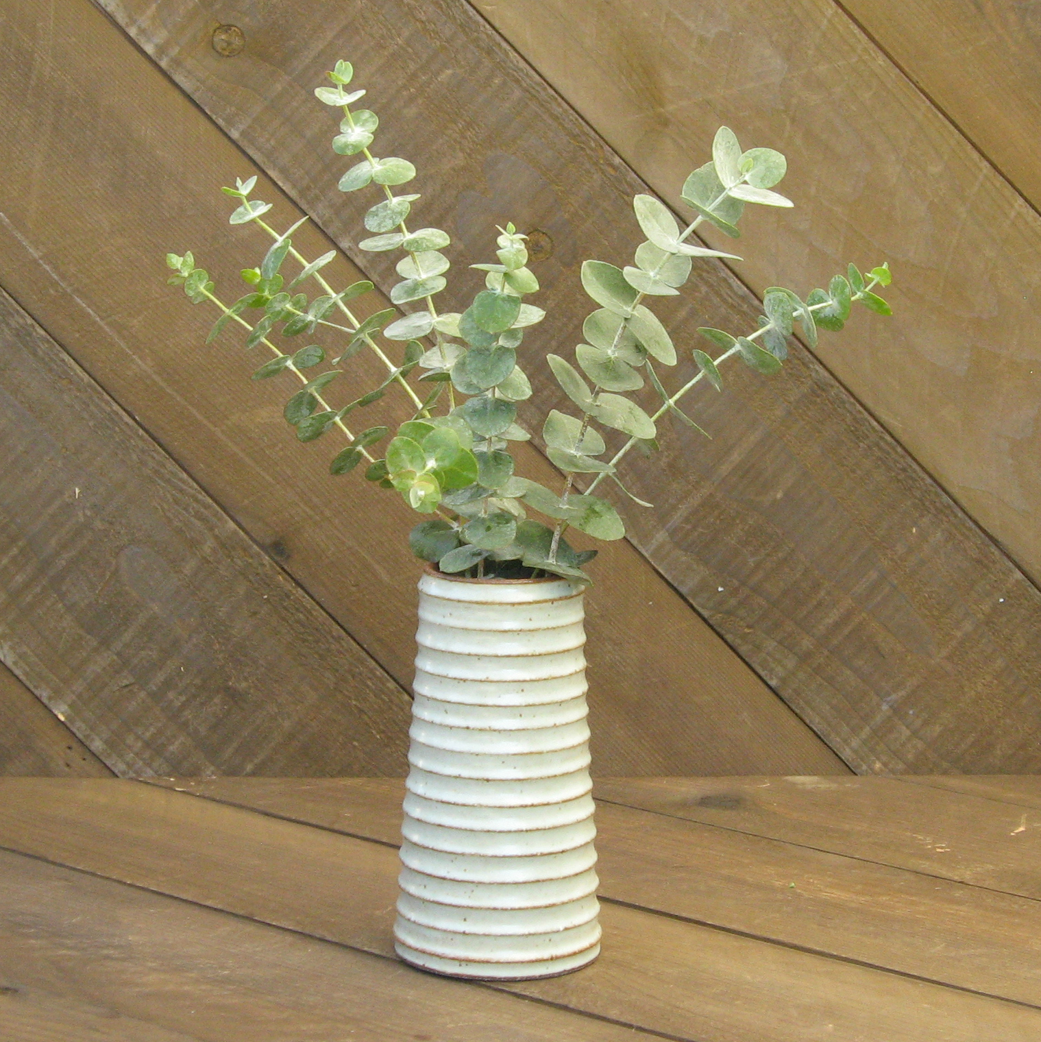 2018.cylinder.vase.carved.white.jpg