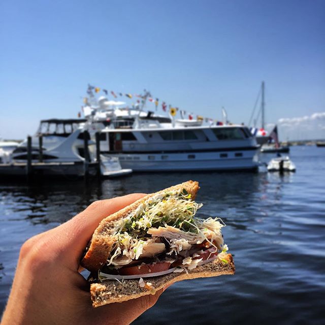 Celebrating the 4th with a classic carousel! 🇺🇸⚓️#amurica #lunch #foodintheair #yum #sprouts #watchhill #rhodeisland