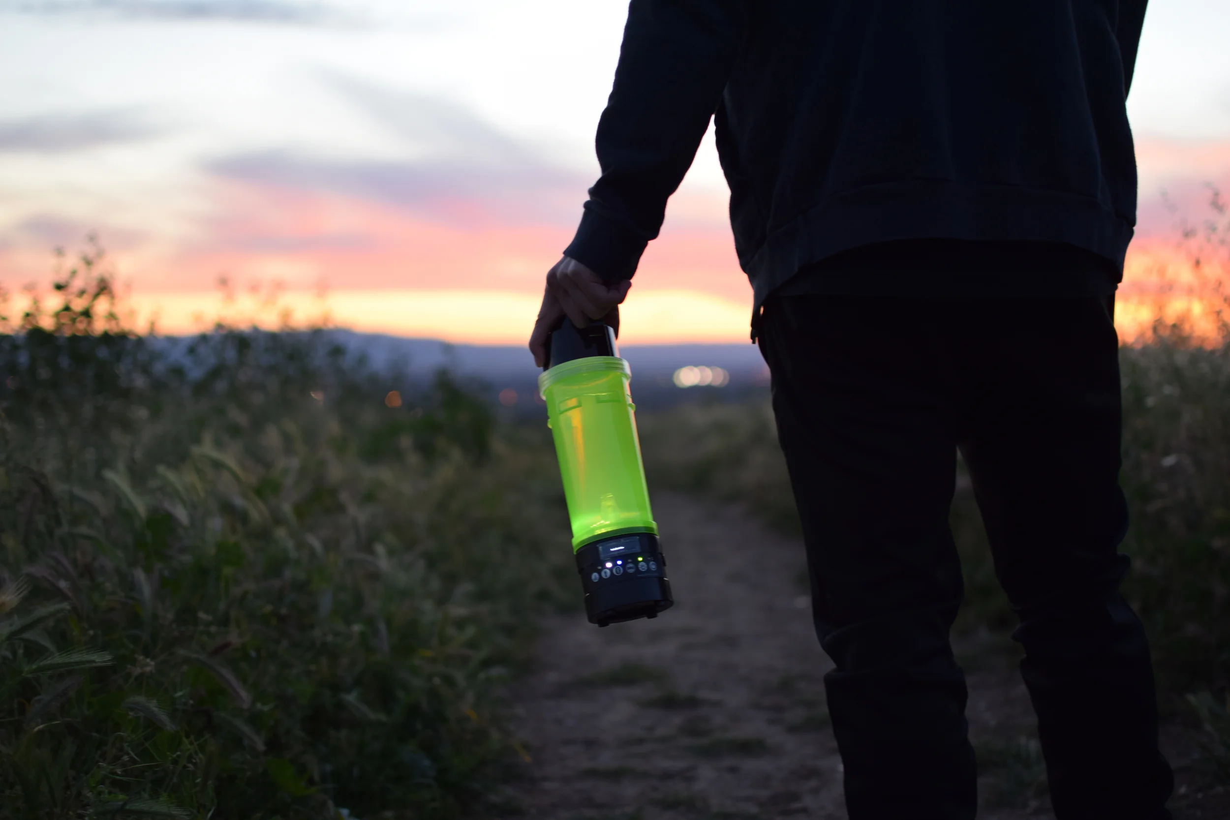 Purifier and filter bottle