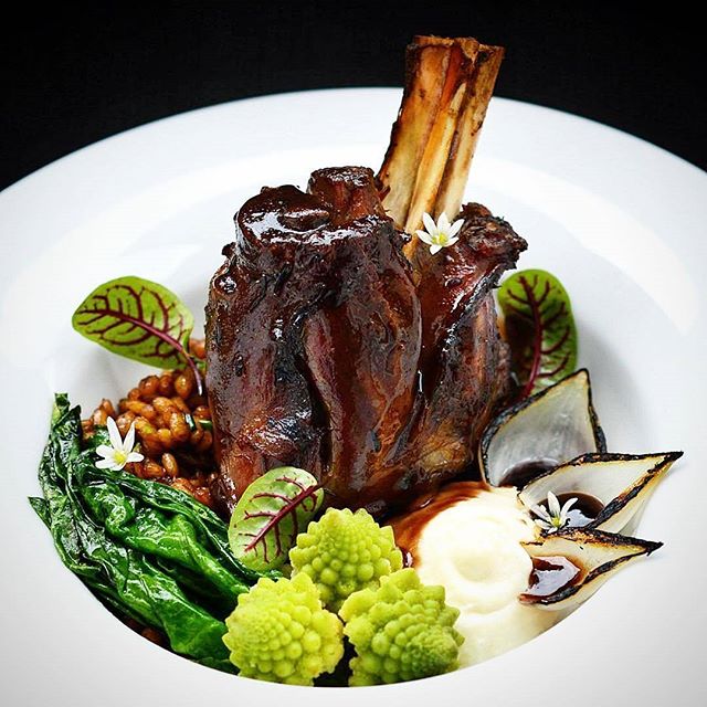Have you ever seen a more beautiful lamb shank dish? 👏
Contact us for advice to achieve such perfection.
Lamb by @pmroz74
📷 by @cookniche