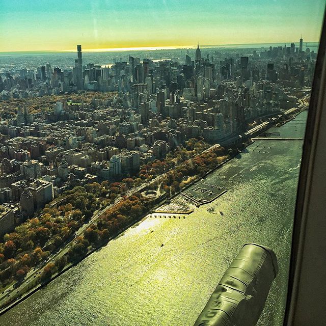 See ya later NYC ✌🏼️, you got too cold too quick !! ☀️ #escape #cold #heli #miamibound 🚁✈️