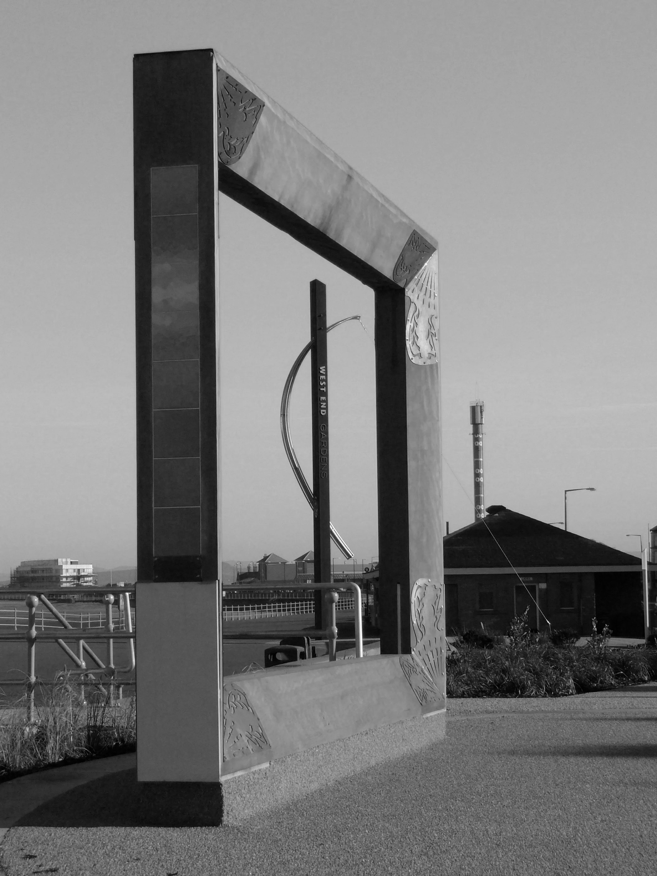 West End Gardens 2007