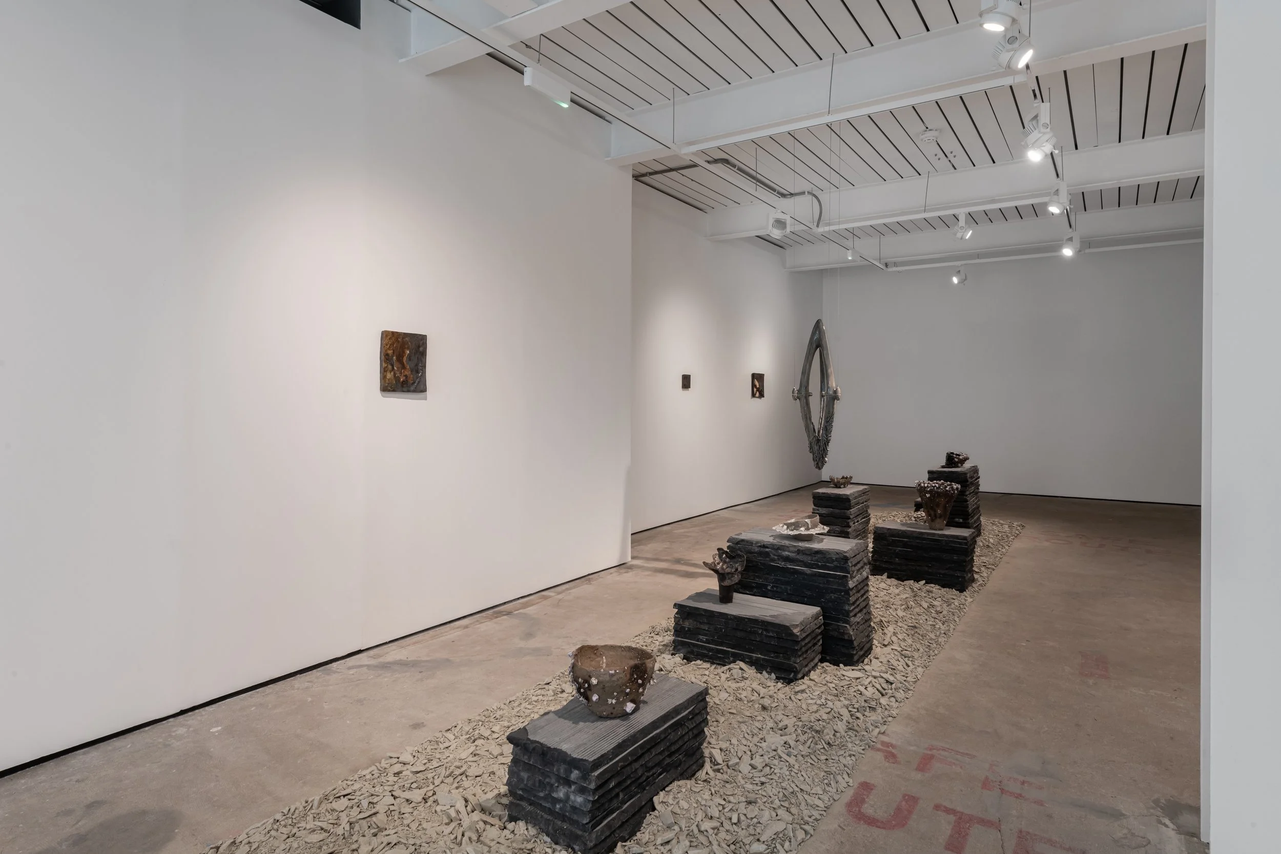 _J.L-A.L_011INSTALLATION VIEWS.jpg