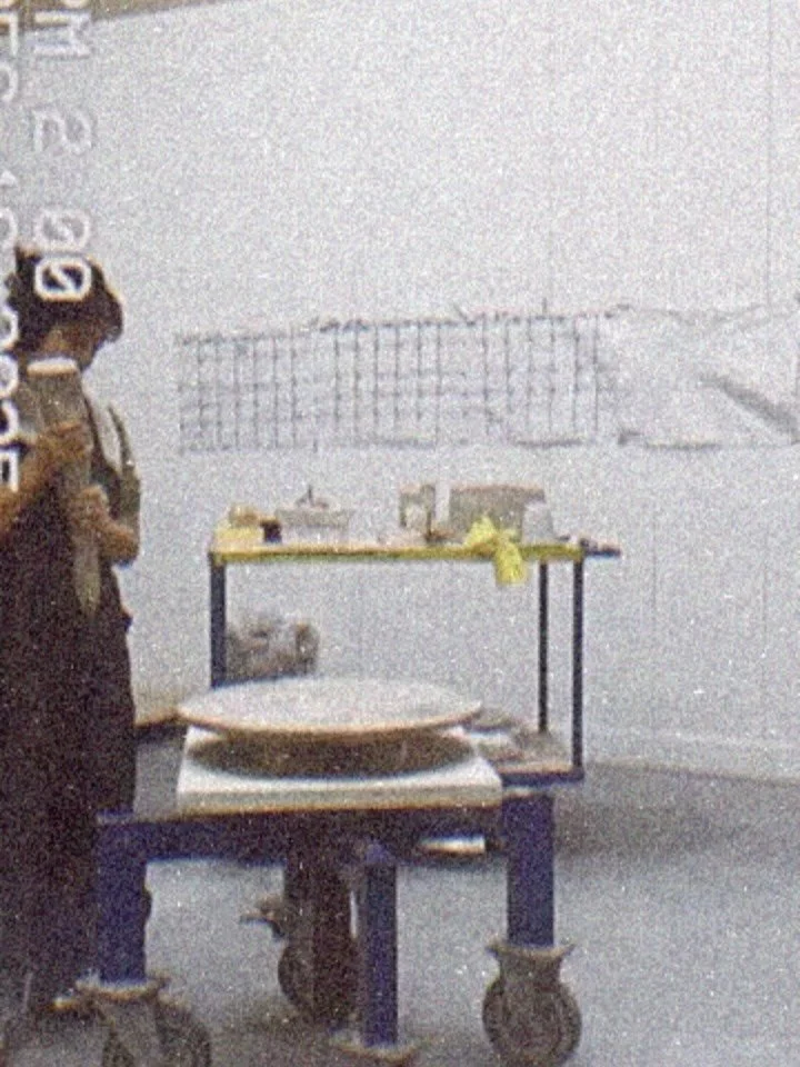 *~ / 𝓔𝓚𝓦𝓒 𝓡𝓮𝓼𝓲𝓭𝓮𝓷𝓬𝔂 𝓓𝓲𝓪𝓻𝔂 𝟗 /~* 
Each stone-cast piece begins with its own hand-coiled clay former. This clip shows coils being pinched and laid, slowly building the vessels in my studio at the European Ceramic Work Centre (EKWC @e