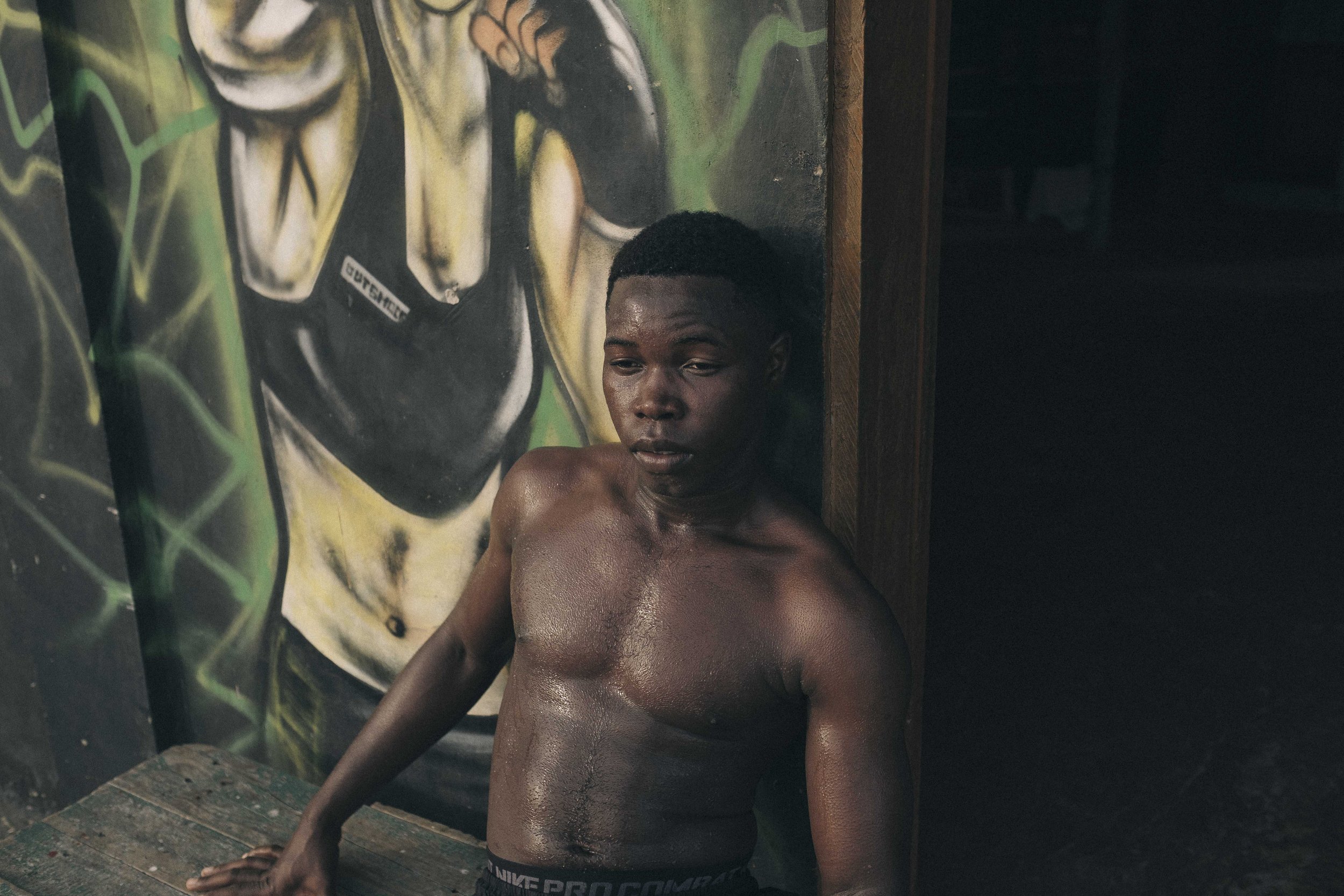 "J''étais en Gambie sous contrat comme soudeur, un voisin m'avait trouvé ce travail. Je devais fixer des portes et il m'a payé environ 3000 dollars. J'ai pris cet argent et décidé de ne pas partir en Libye, parce que mes deux frères sont déjà morts, 