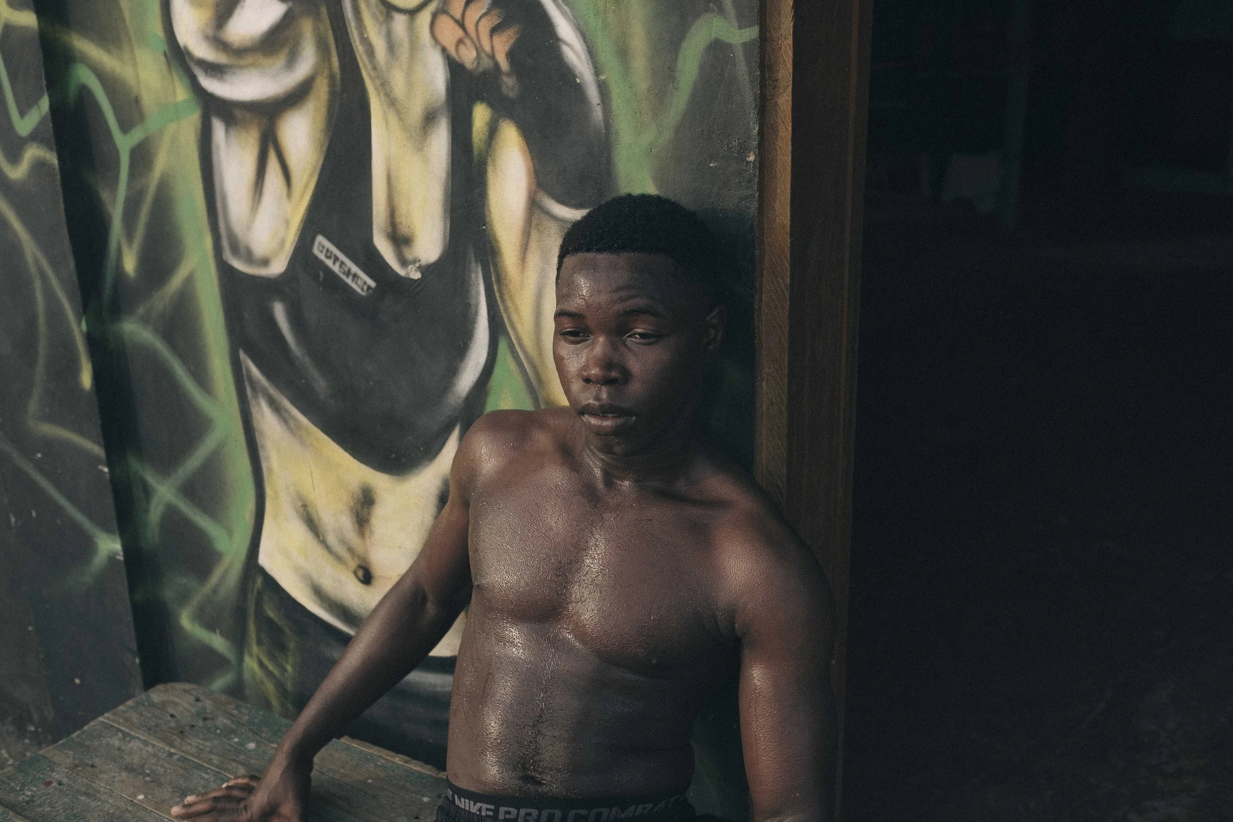 "J'étais en Gambie sous contrat comme soudeur, un voisin m'avait trouvé ce travail. Je devais fixer des portes et il m'a payé environ 3000 dollars. J'ai pris cet argent et décidé de ne pas partir en Libye, parce que mes deux frères sont déjà morts, i