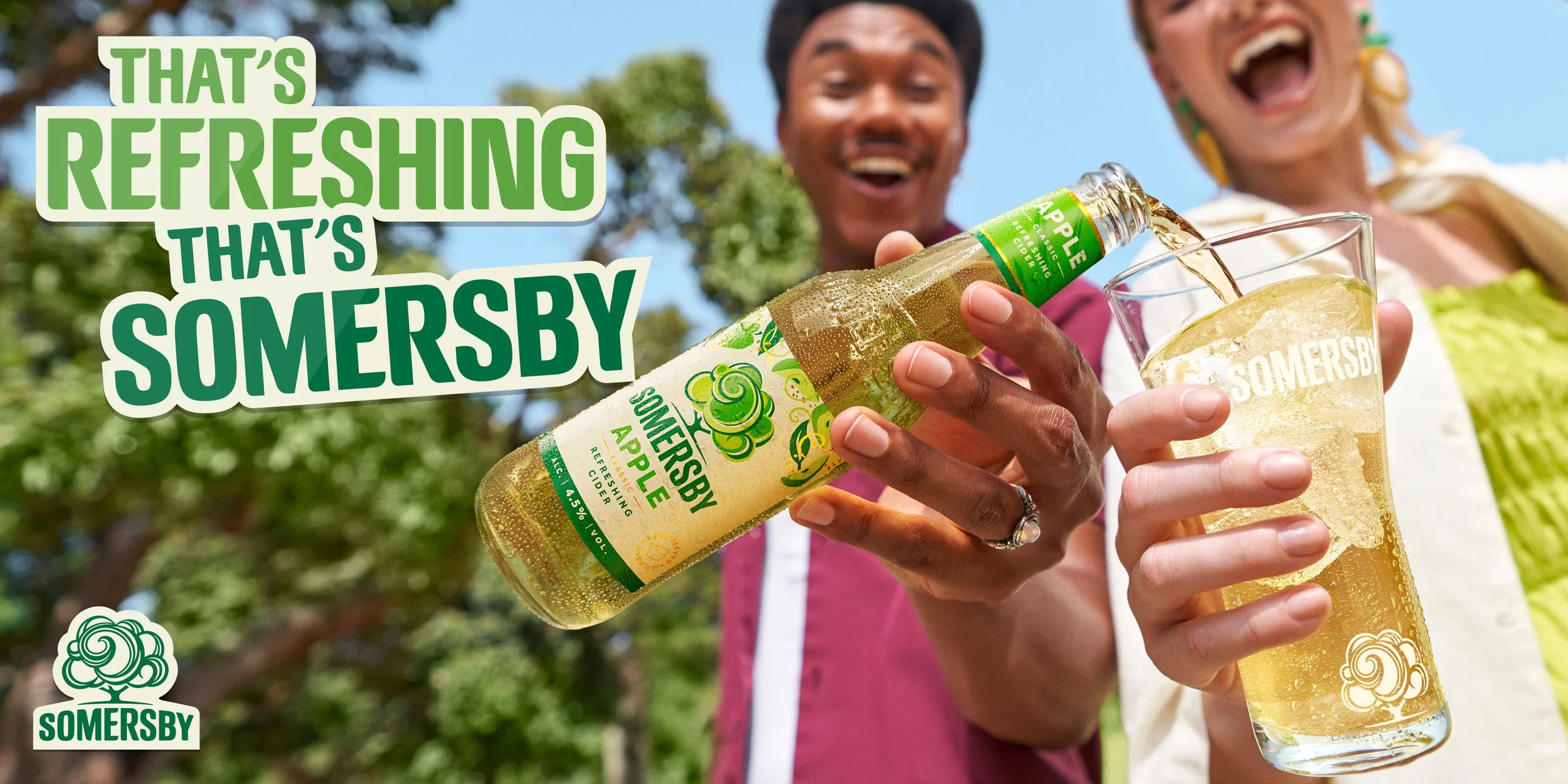 Bottle_33cl_Horizontal_Paradise_ProductPour1_Artwork_Global_EN_KV_Somersby_Apple_RBG.jpg