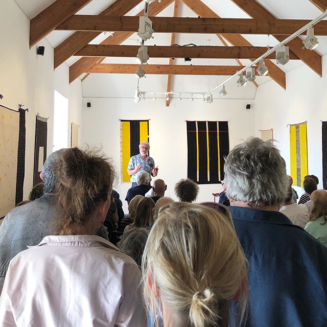 Packed out opening for the #stellabenjamin exhibition @kestle_barton
Great to hear Chris Stephens from @holburnemuseumbath discuss Benjamin&rsquo;s skilful use of weaving to create abstract works. 
#lazylines