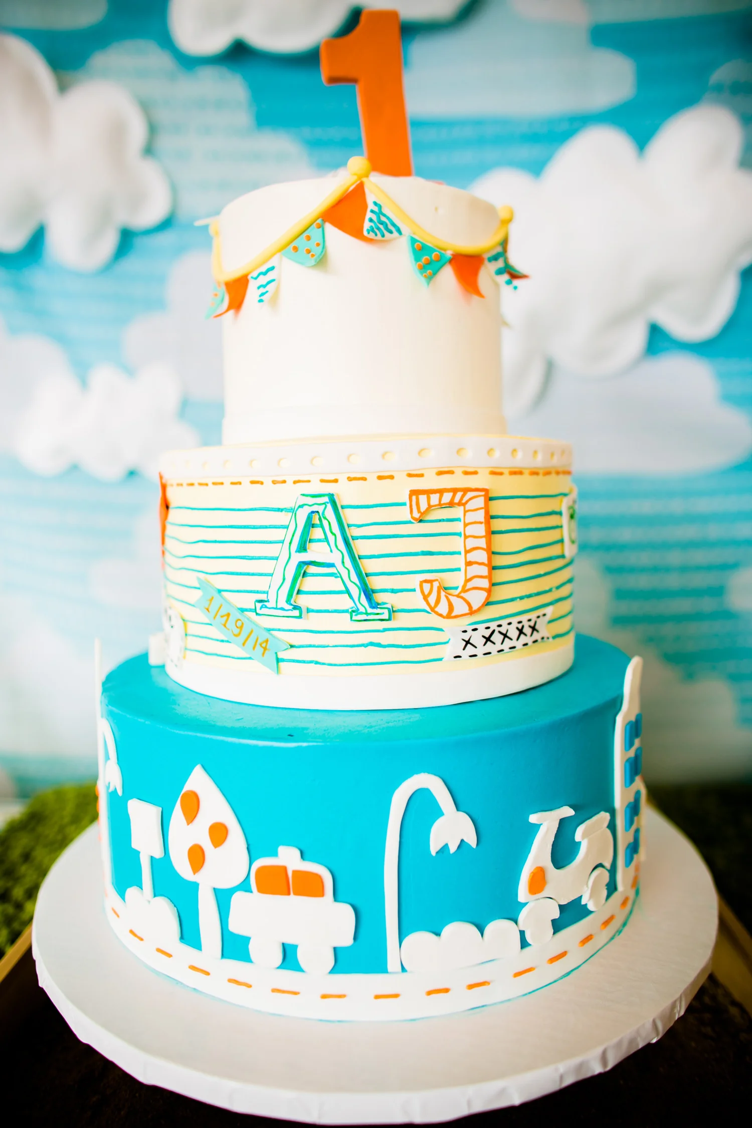  skyboxeventproductions.com | 1st Birthday Party at Chubby Cheek Cafe with Orange, Blue, Yellow, and Green Details | Skybox Event Productions | Conrad Lim Photography | Southern California Birthday Party Planning and Design 