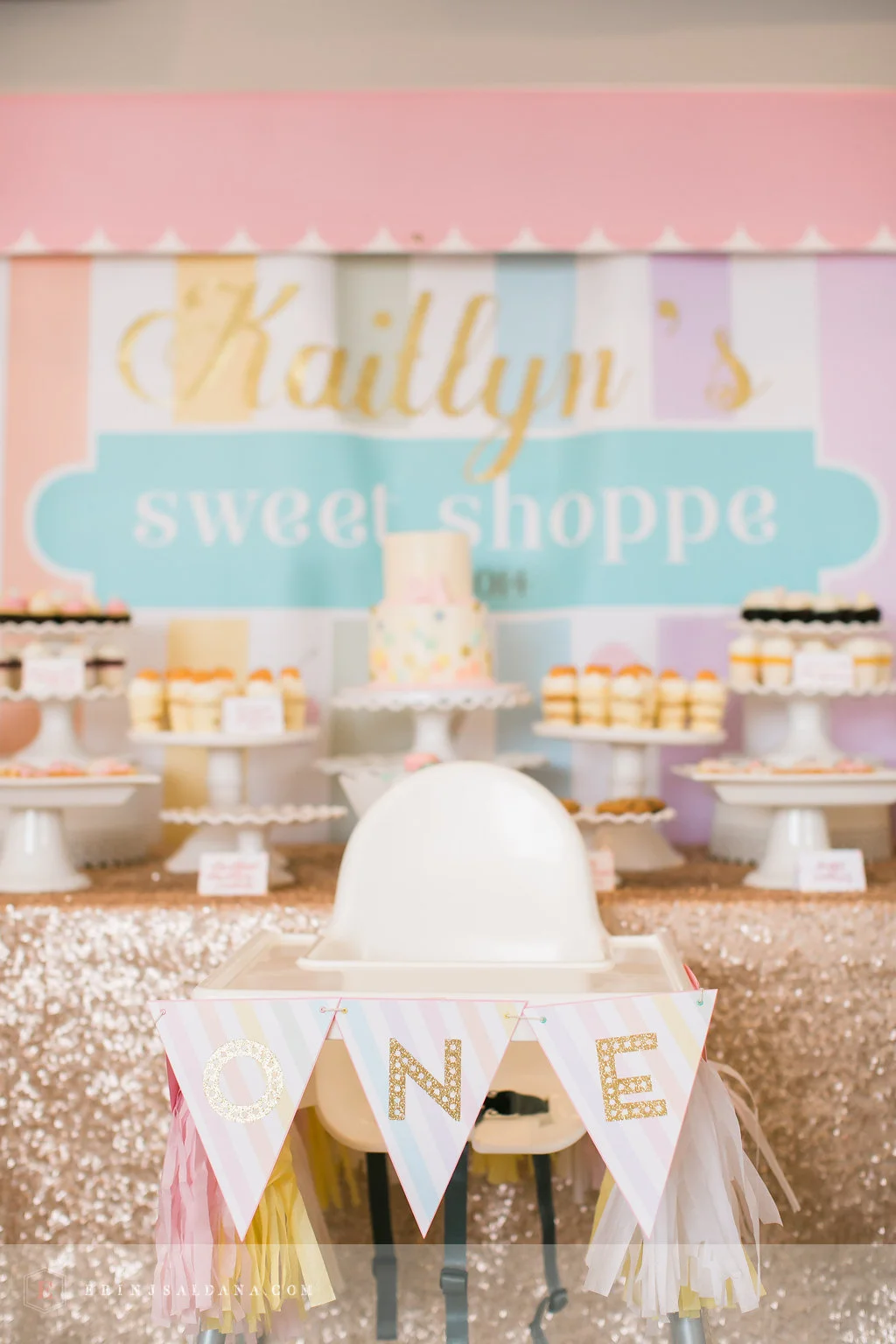  skyboxeventproductions.com | Chubby Cheek Cafe 1st Birthday Party with Pink and Mint Green Details | Skybox Event Productions | Erin J Saldana Photography | Los Angeles Birthday Party Planning and Design 