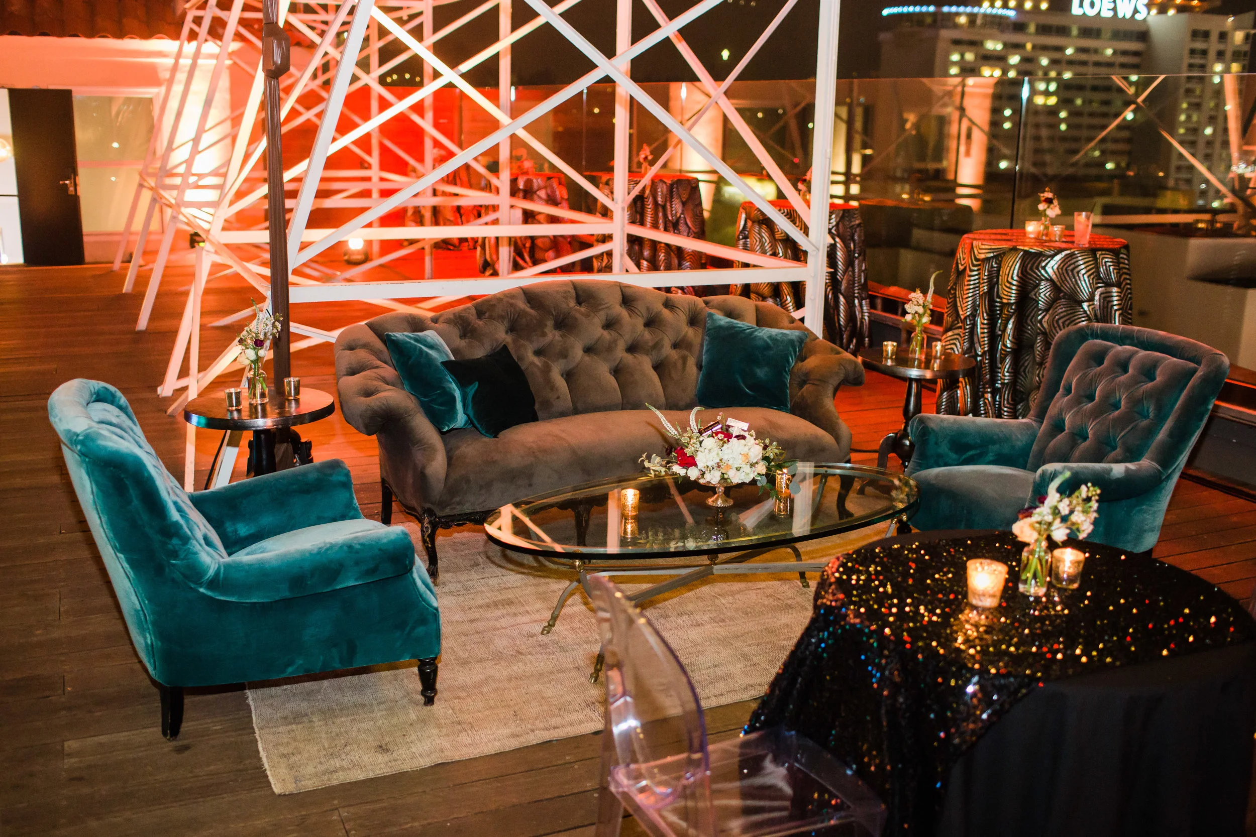 Studio8X_Alliance_Holiday_Party-070.jpg