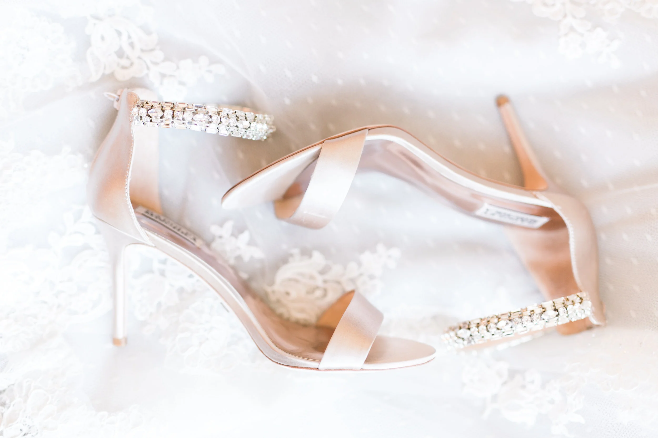  skyboxeventproductions.com | Hummingbird Nest Ranch Wedding | Southern California Wedding Planner and Designer | Skybox Event Productions | Nicole Chow Photography 