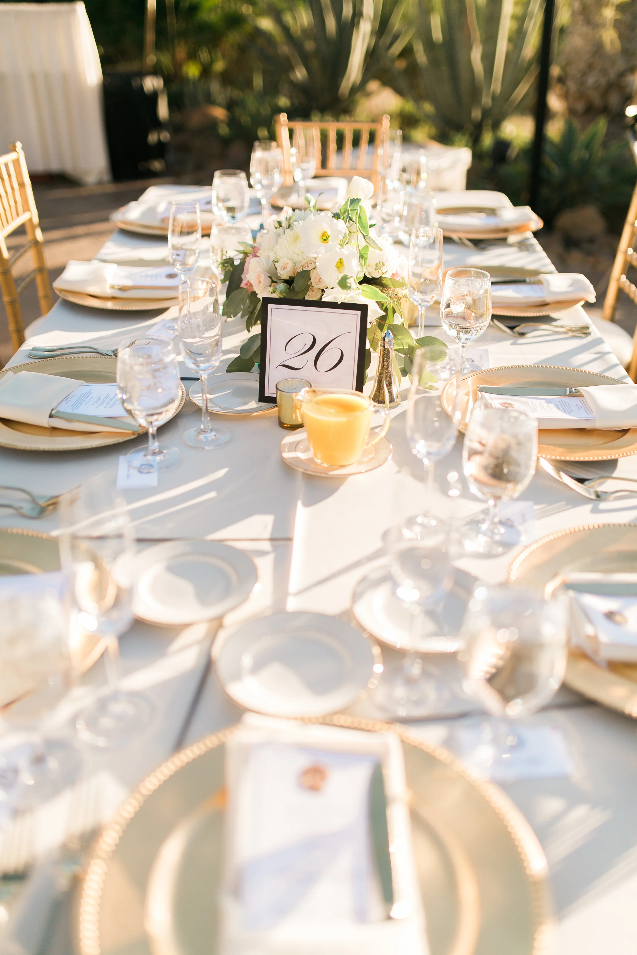  skyboxeventproductions.com | Hummingbird Nest Ranch Wedding | Southern California Wedding Planner and Designer | Skybox Event Productions | Nicole Chow Photography 