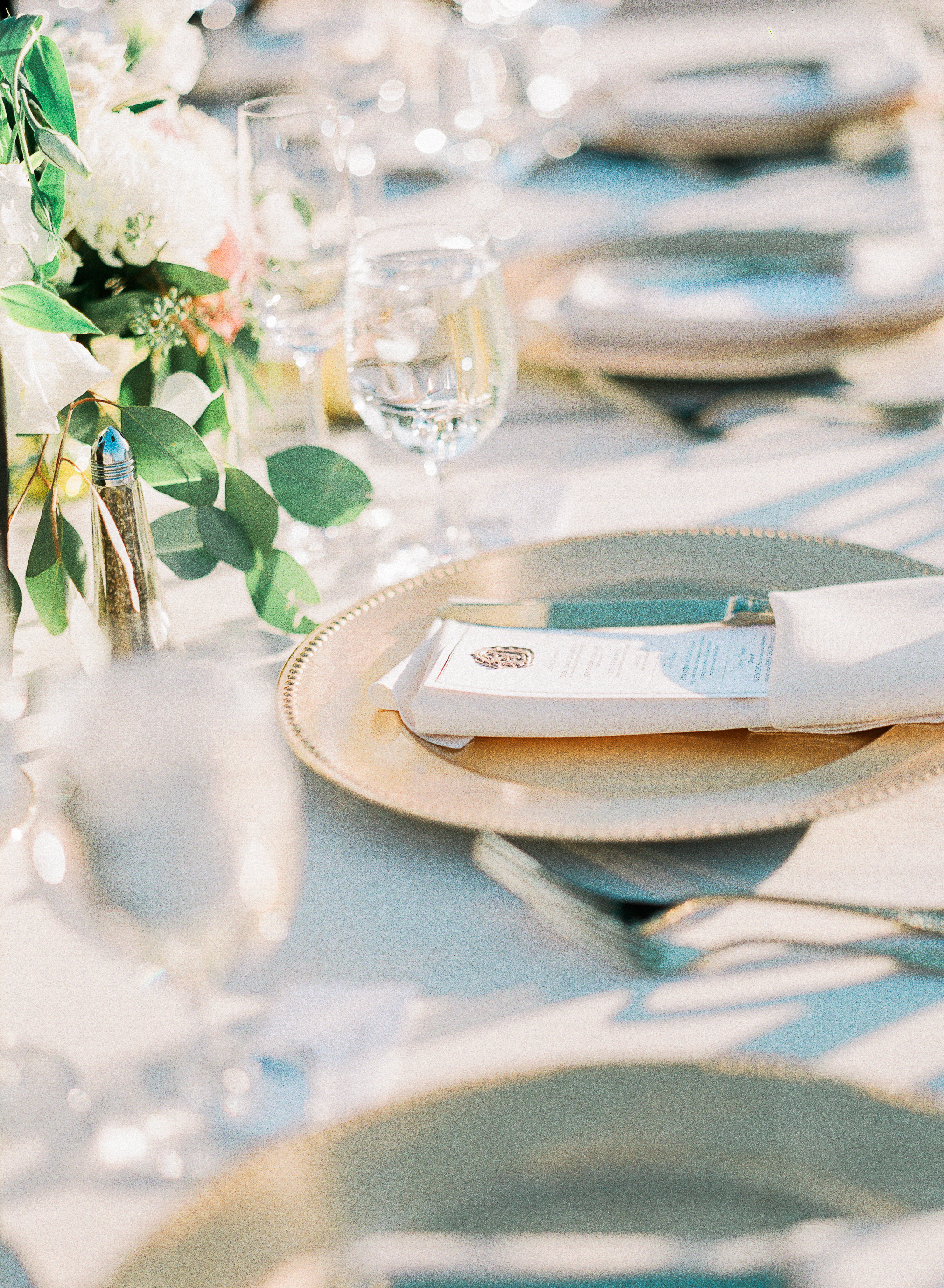  skyboxeventproductions.com | Hummingbird Nest Ranch Wedding | Southern California Wedding Planner and Designer | Skybox Event Productions | Nicole Chow Photography 