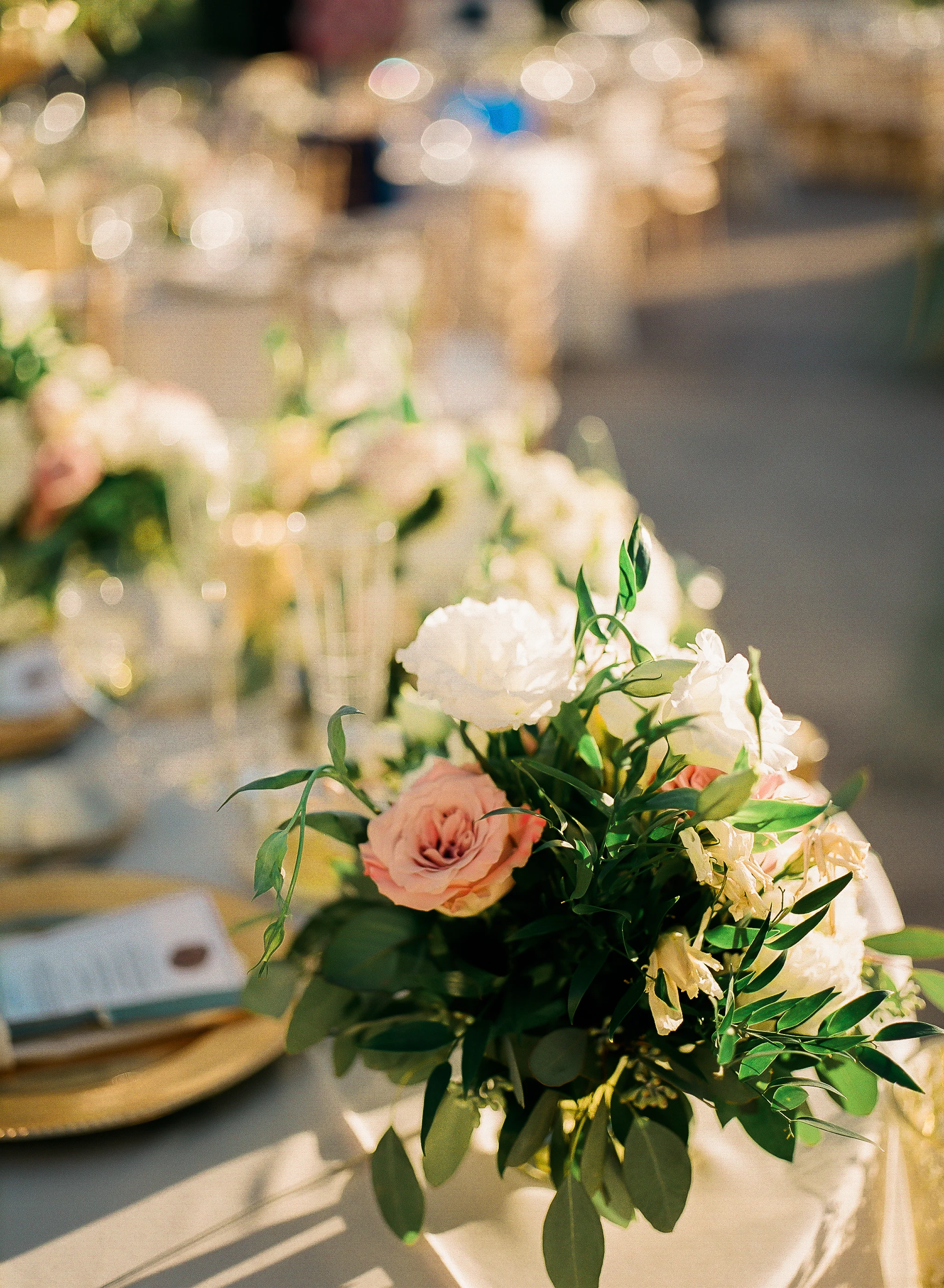  skyboxeventproductions.com | Hummingbird Nest Ranch Wedding | Southern California Wedding Planner and Designer | Skybox Event Productions | Nicole Chow Photography 