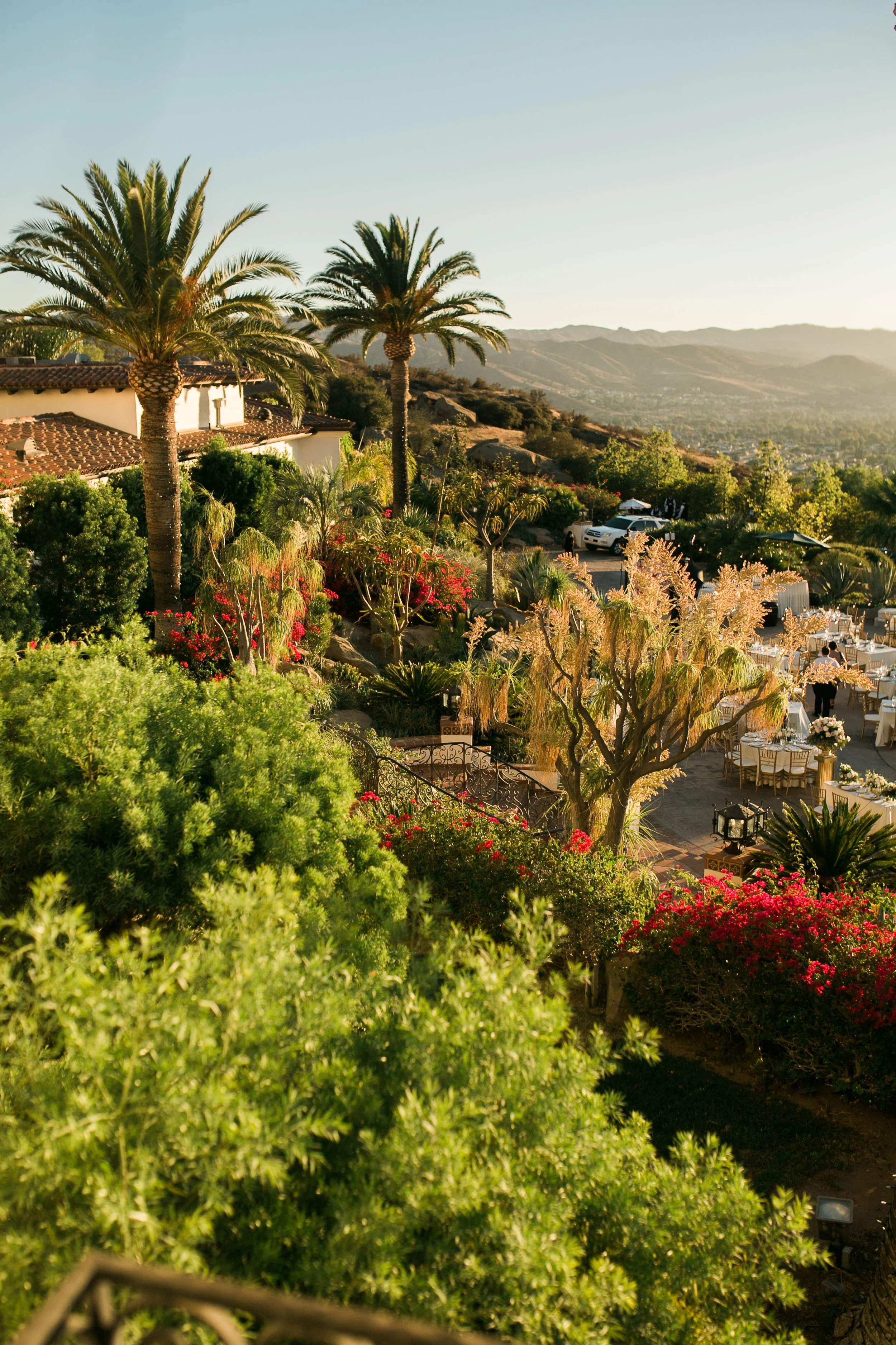 skyboxeventproductions.com | Hummingbird Nest Ranch Wedding | Southern California Wedding Planner and Designer | Skybox Event Productions | Nicole Chow Photography 