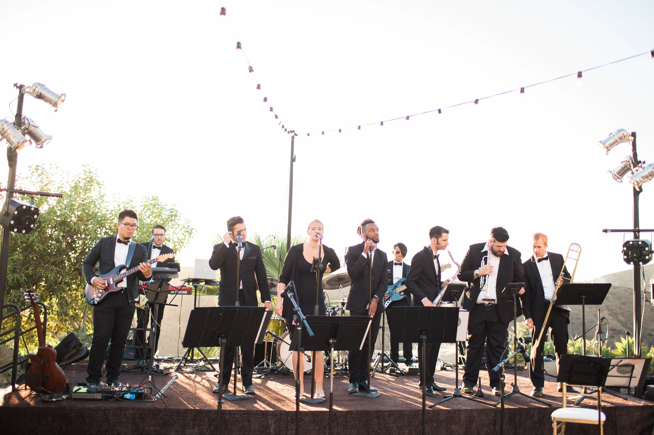  skyboxeventproductions.com | Hummingbird Nest Ranch Wedding | Southern California Wedding Planner and Designer | Skybox Event Productions | Nicole Chow Photography 