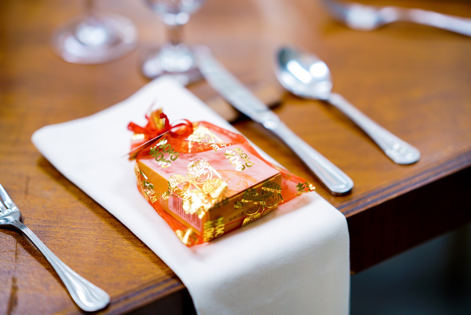  skyboxeventproductions.com | Colorful Weddings | Los Angeles Wedding Planner and Designer | Skybox Event Productions | Photos by James Lee | Wedding at The Fig House 