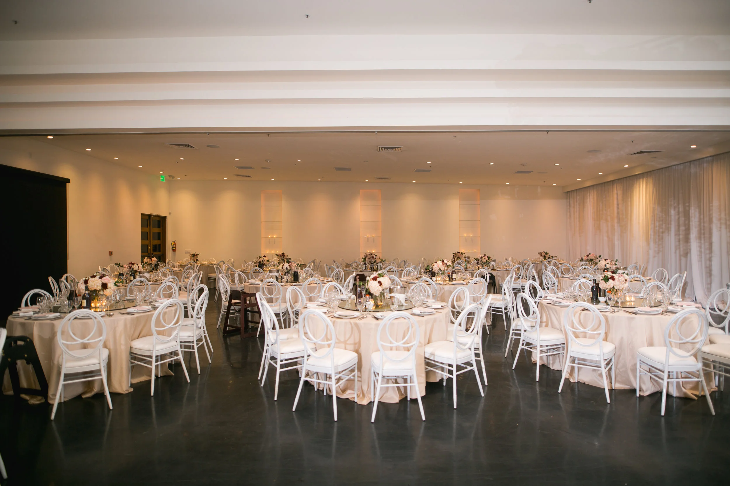  skyboxeventproductions.com | Orange County Weddings | Southern California Wedding Planner and Designer | Skybox Event Productions | Andy Seo Photography | Wedding at The Venue by Three Petals 
