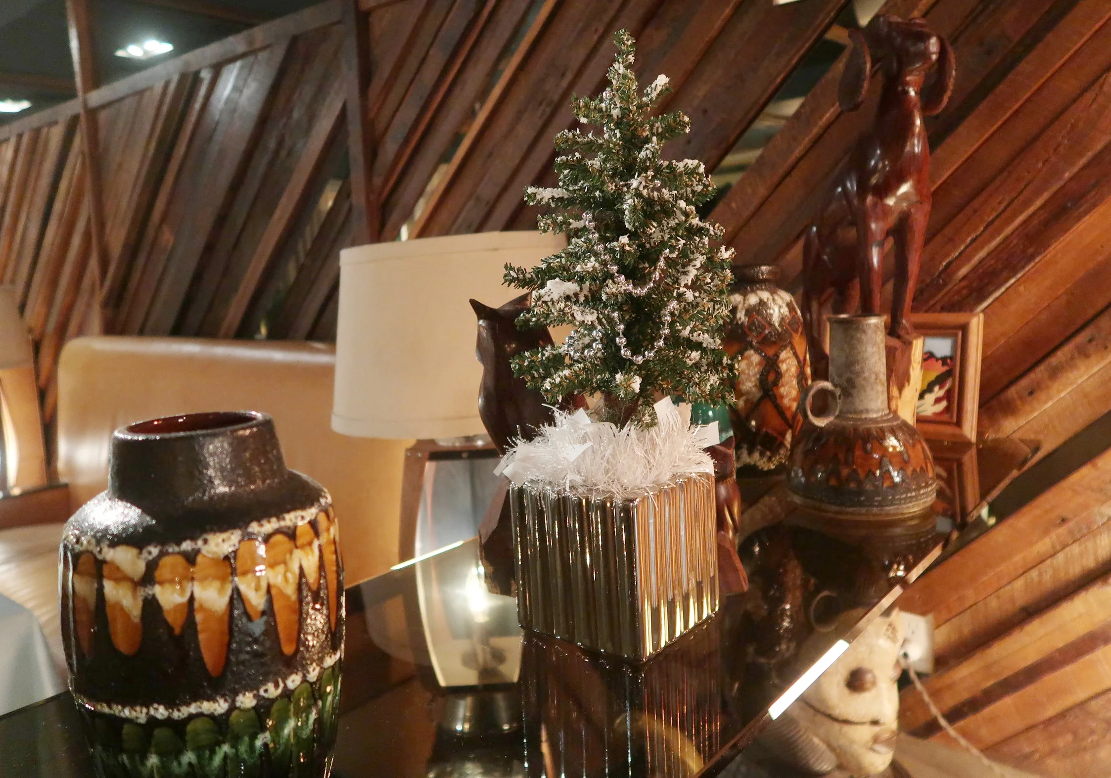  skyboxeventproductions.com | Hollywood Party | Skybox Event Productions | Southern California Private Event Design and Planning | Ivory on Sunset | Holiday Party 