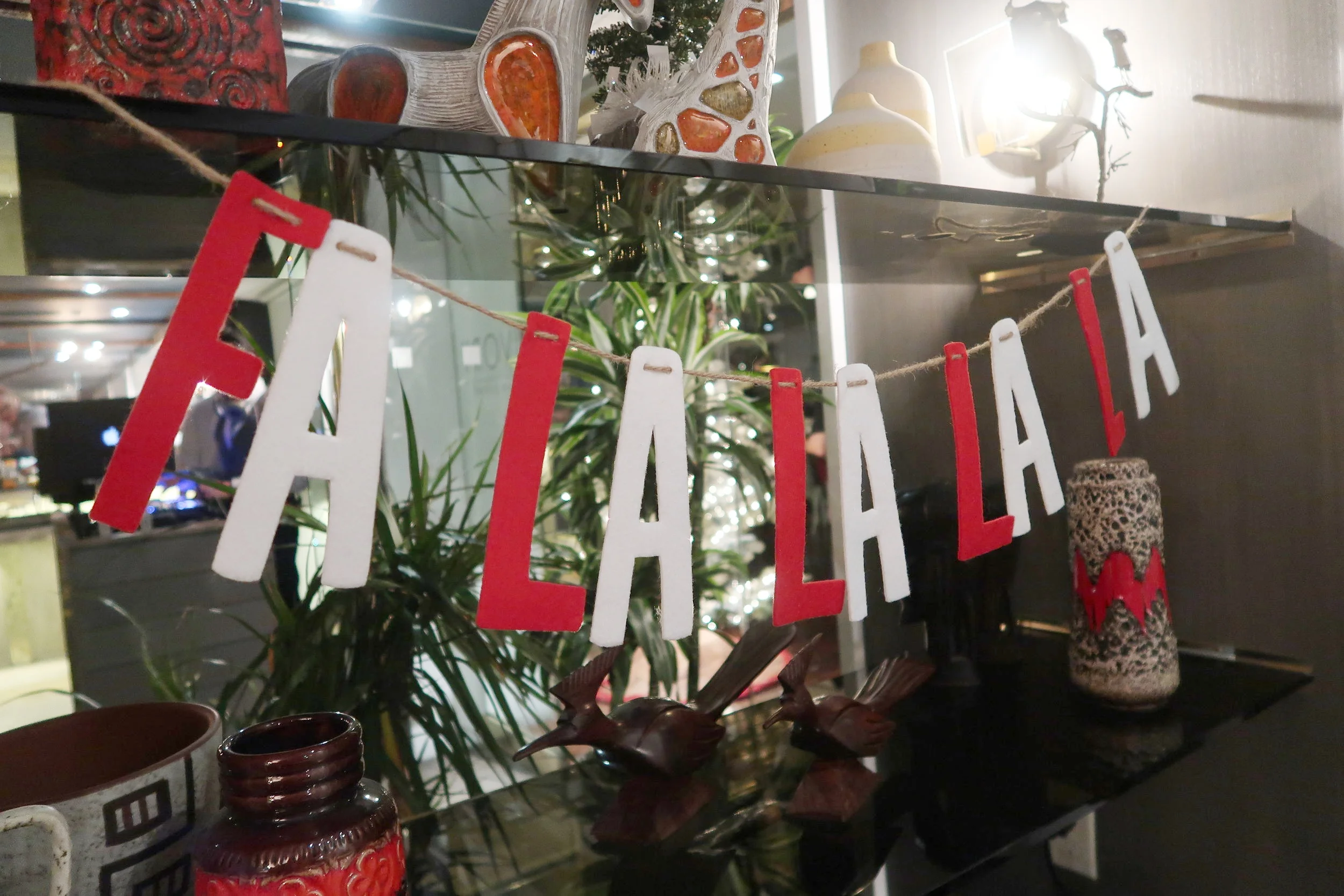  skyboxeventproductions.com | Hollywood Party | Skybox Event Productions | Southern California Private Event Design and Planning | Ivory on Sunset | Holiday Party 