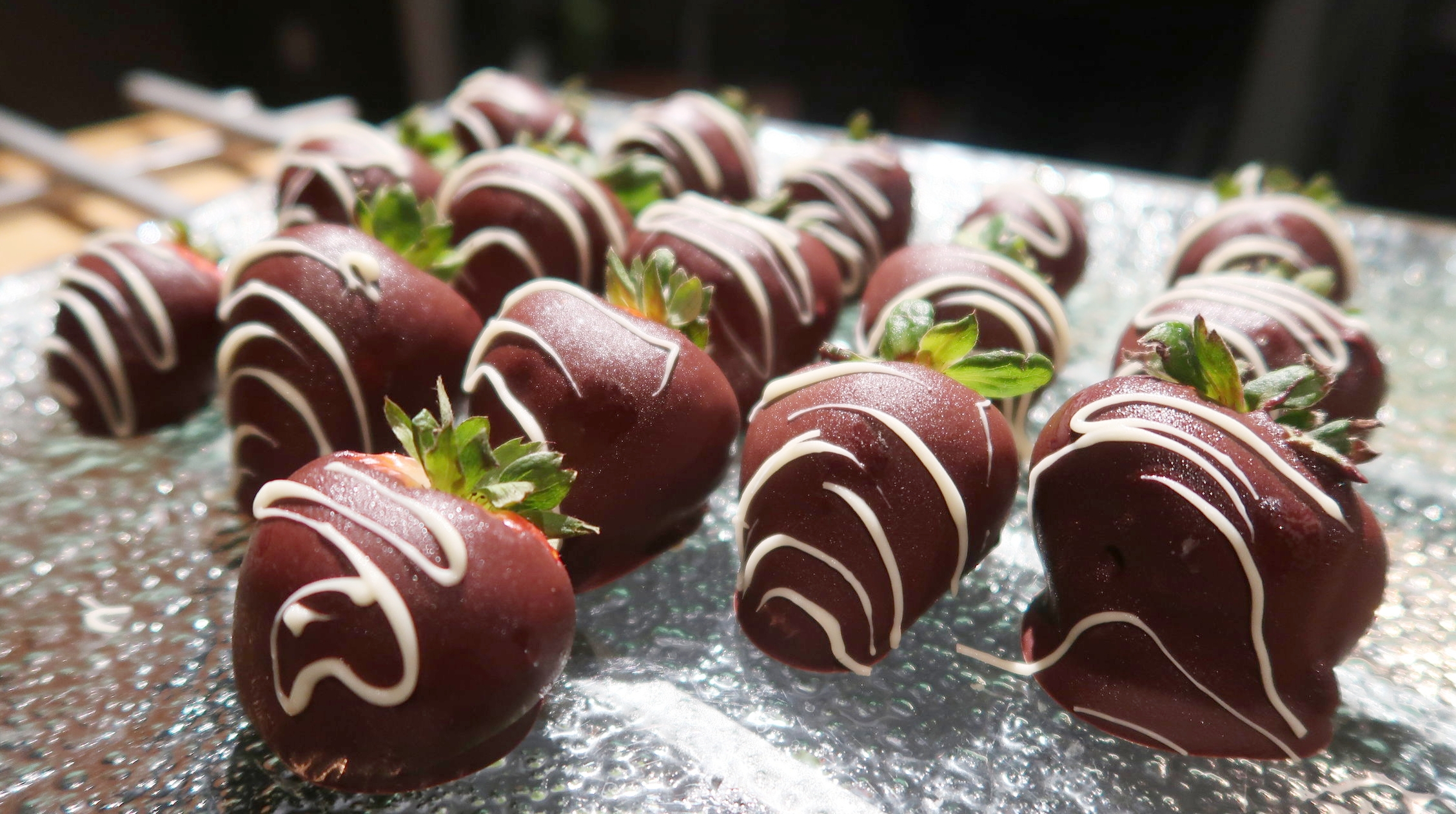  skyboxeventproductions.com | Hollywood Party | Skybox Event Productions | Southern California Private Event Design and Planning | Ivory on Sunset | Holiday Party 