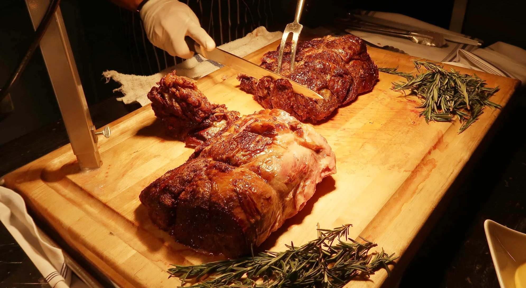  skyboxeventproductions.com | Hollywood Party | Skybox Event Productions | Southern California Private Event Design and Planning | Ivory on Sunset | Holiday Party 