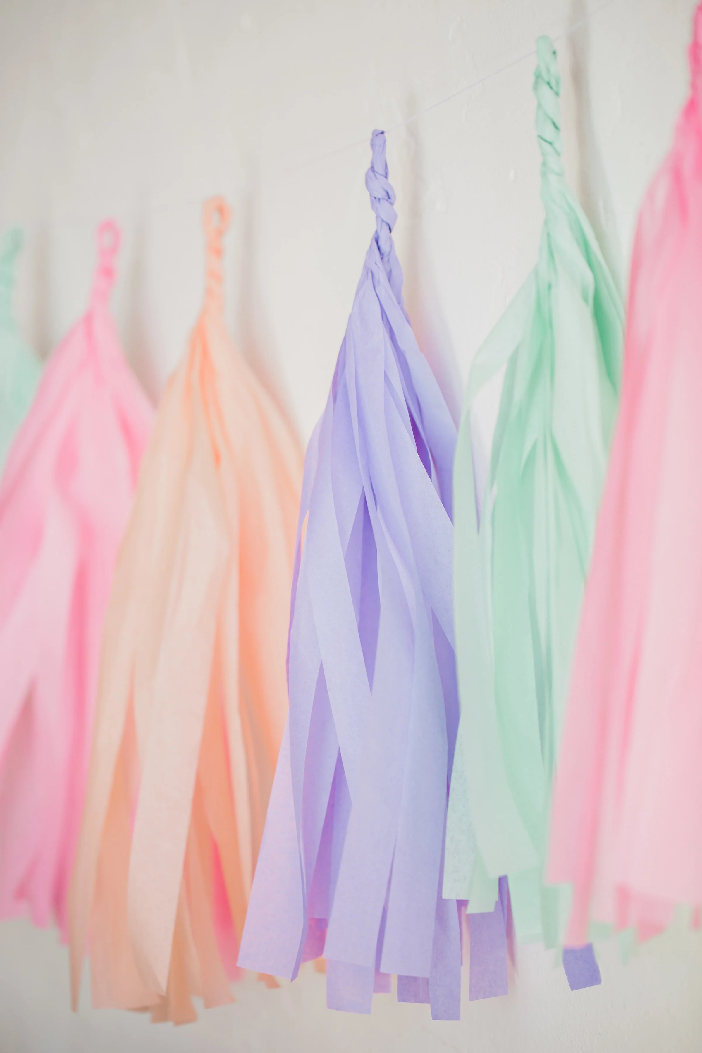  skyboxeventproductions.com | Donut Party Inspiration | Simply Adri Photography | Skybox Event Productions | Los Angeles Event Planning and Design | Oh Shiny Paper 