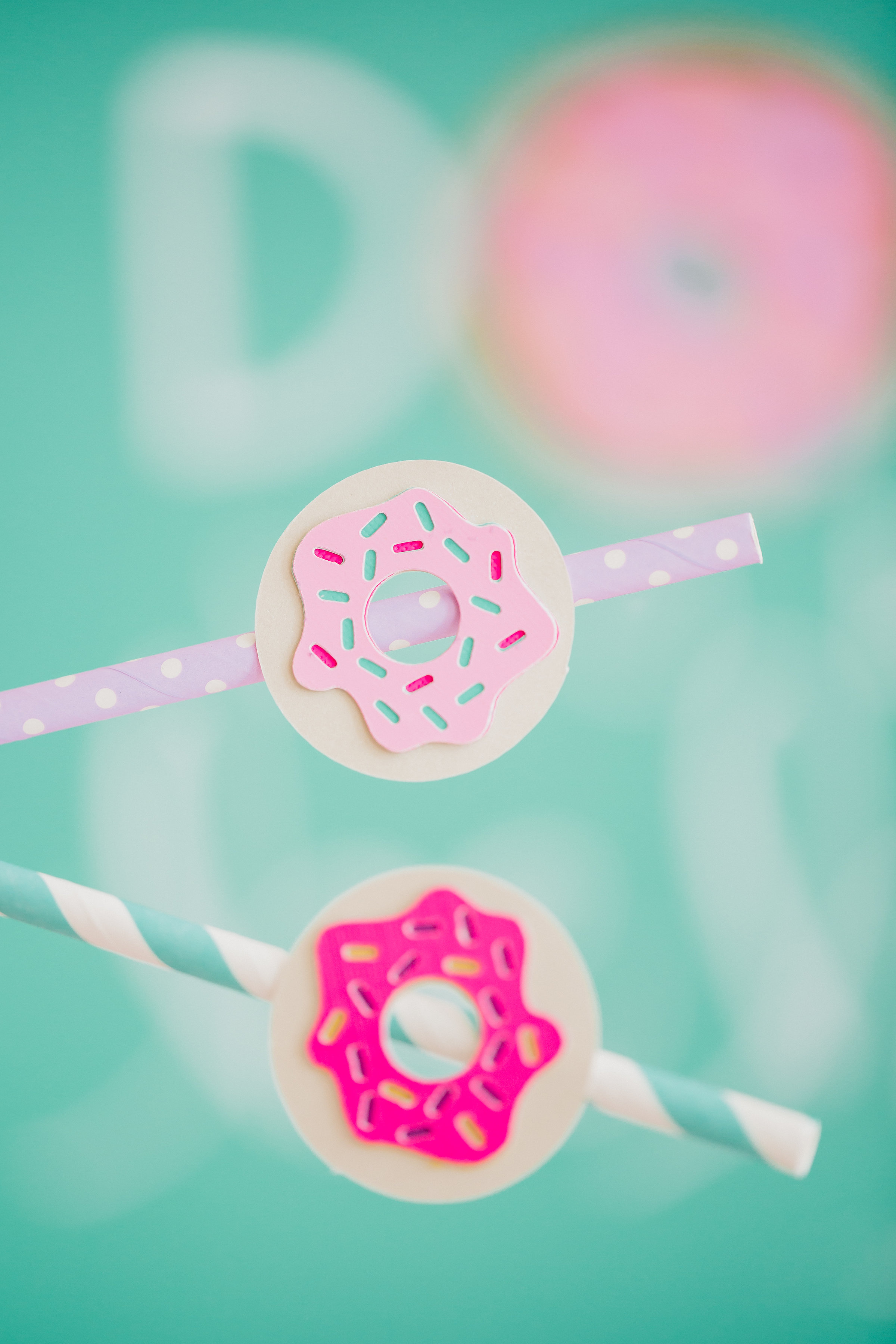  skyboxeventproductions.com | Donut Party Inspiration | Simply Adri Photography | Skybox Event Productions | Los Angeles Event Planning and Design | Oh Shiny Paper 