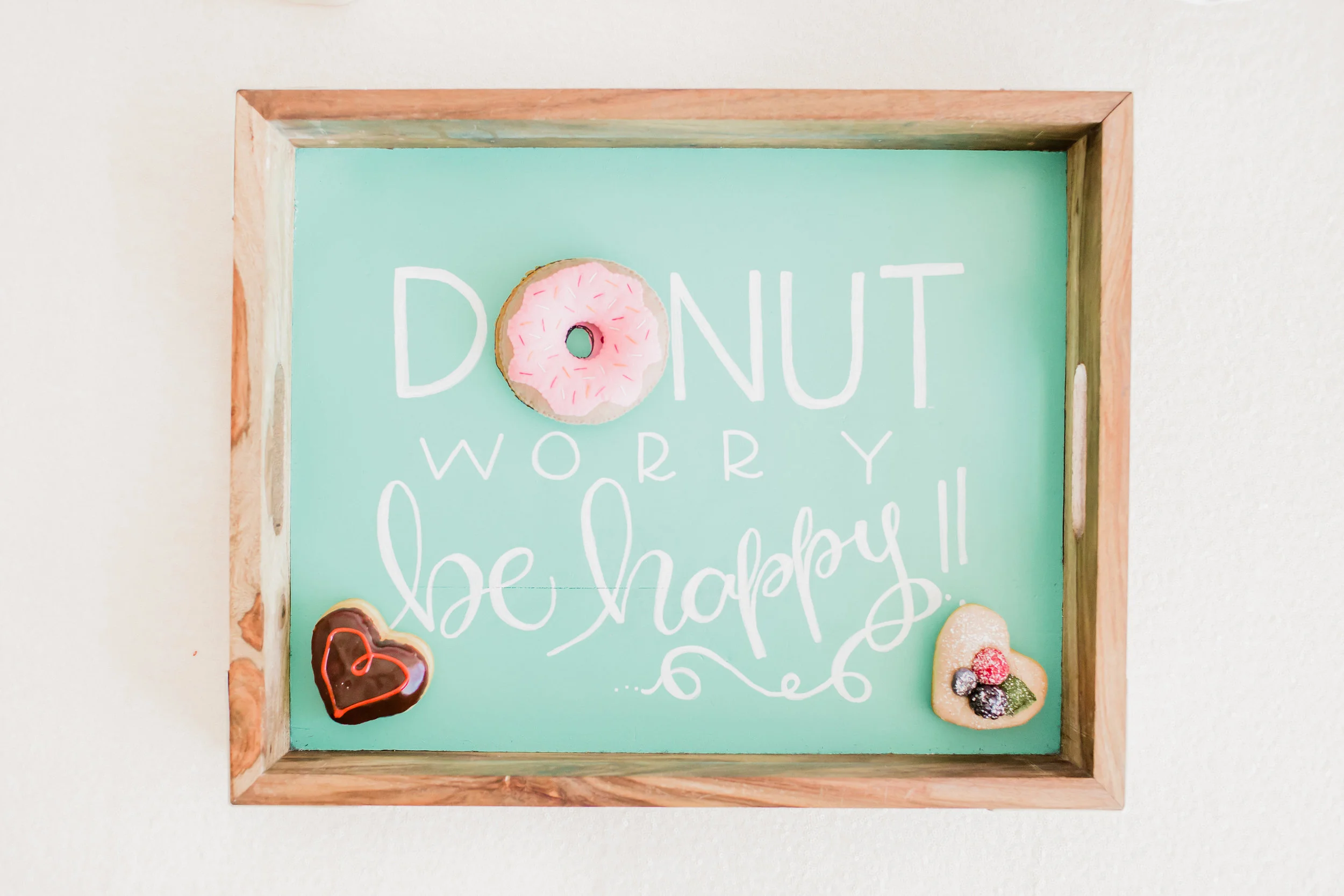  skyboxeventproductions.com | Donut Party Inspiration | Simply Adri Photography | Skybox Event Productions | Los Angeles Event Planning and Design | Oh Shiny Paper 