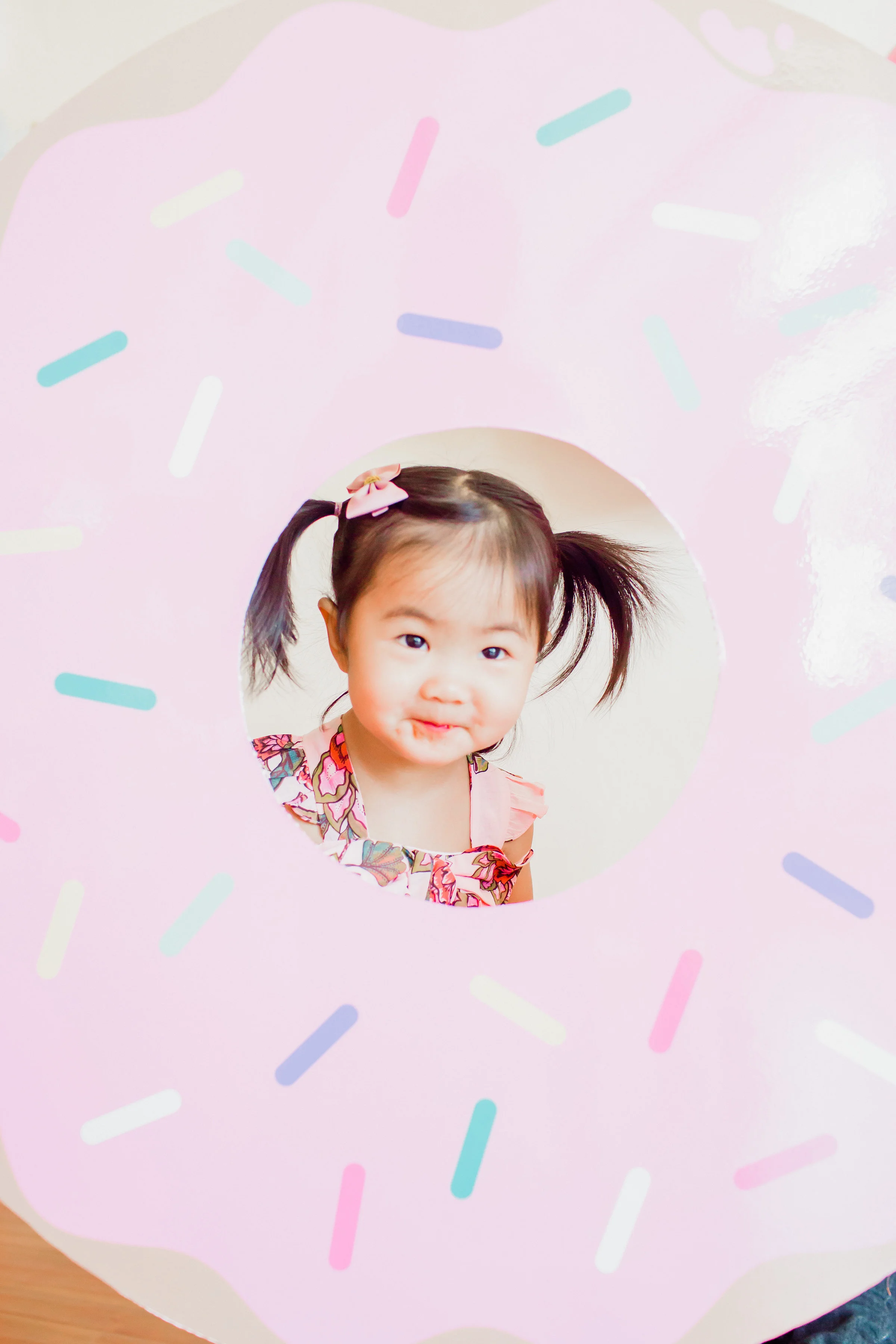  skyboxeventproductions.com | Donut Party Inspiration | Simply Adri Photography | Skybox Event Productions | Los Angeles Event Planning and Design | Oh Shiny Paper 