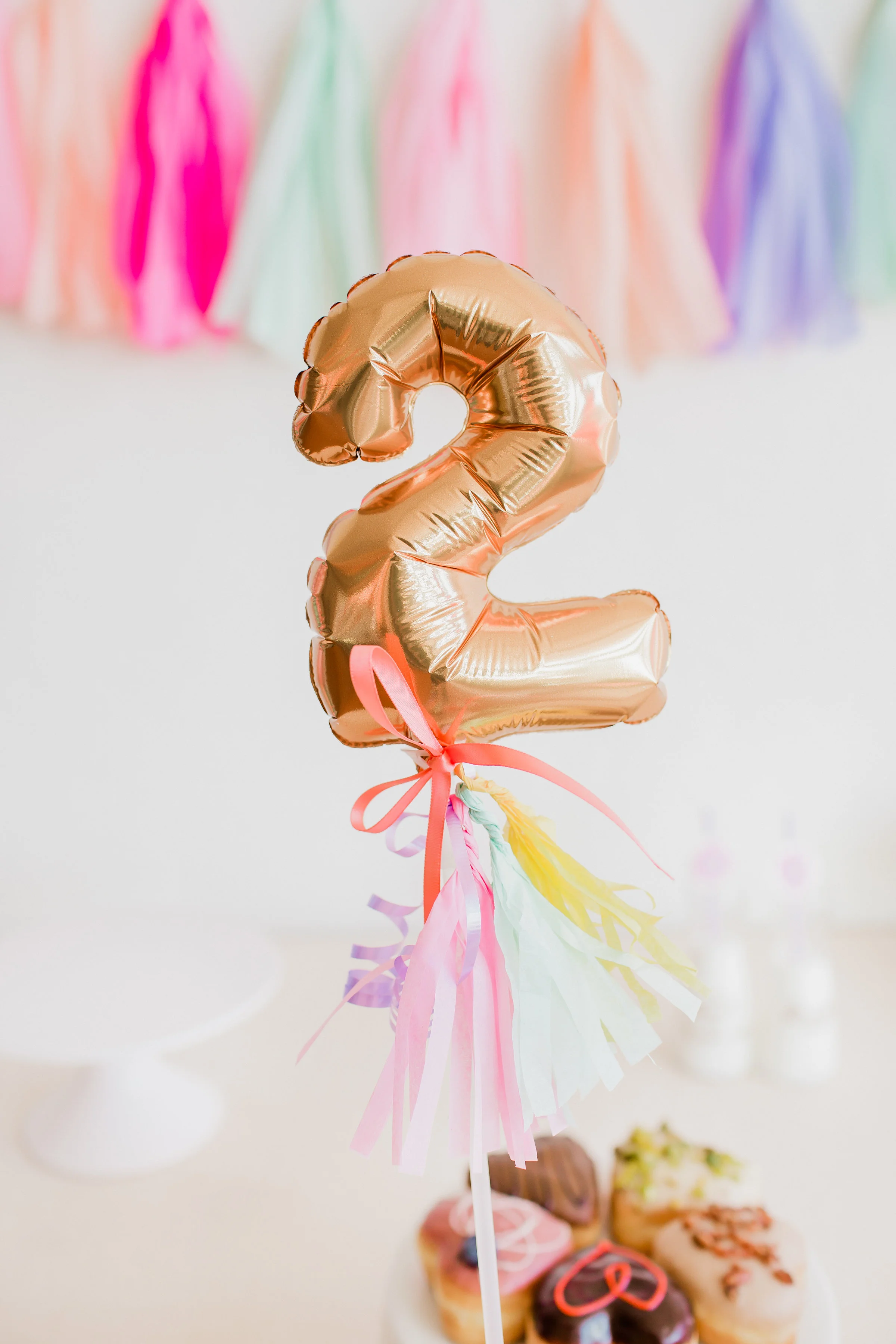  skyboxeventproductions.com | Donut Party Inspiration | Simply Adri Photography | Skybox Event Productions | Los Angeles Event Planning and Design | Oh Shiny Paper 